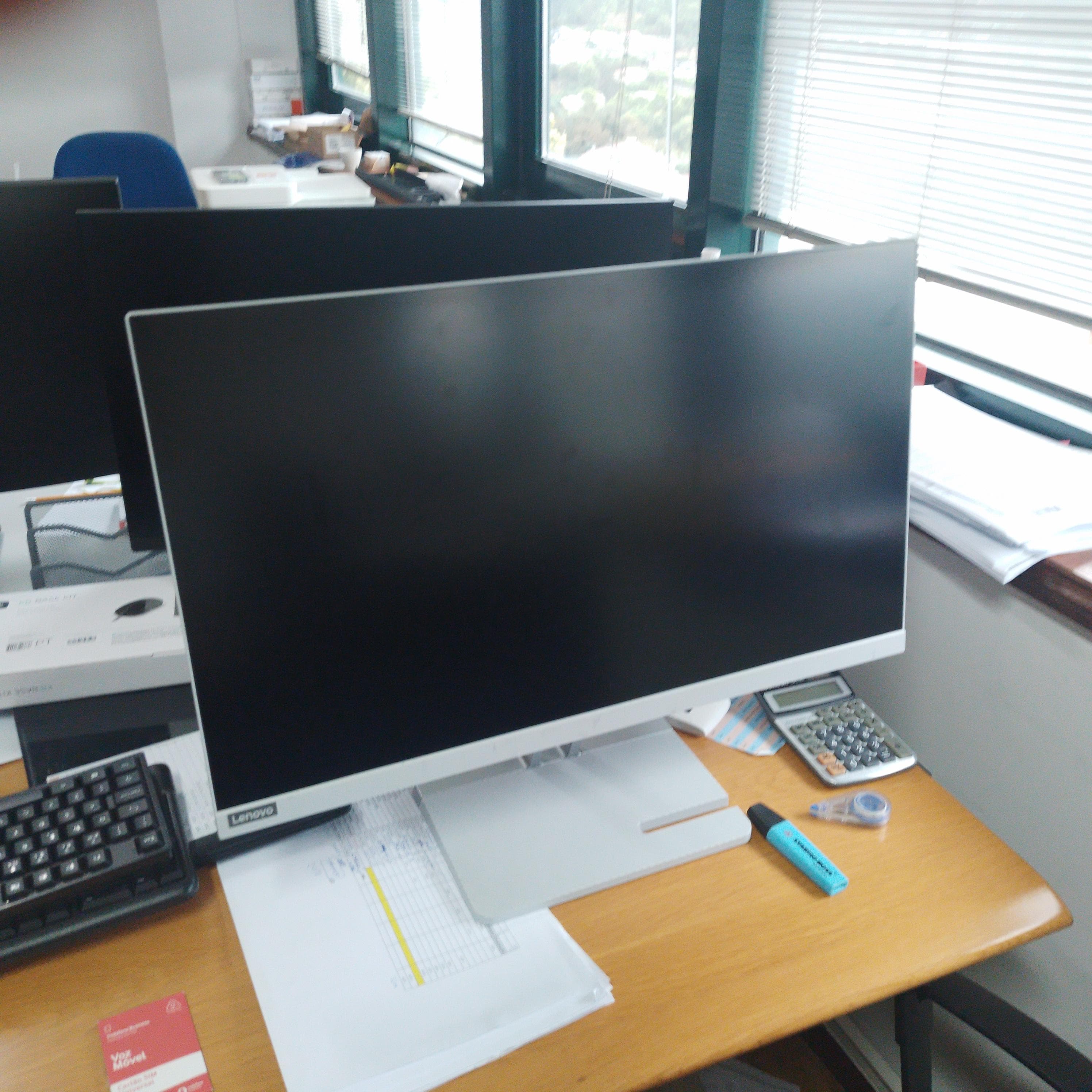 Equipamento de Escritório — imagem 22