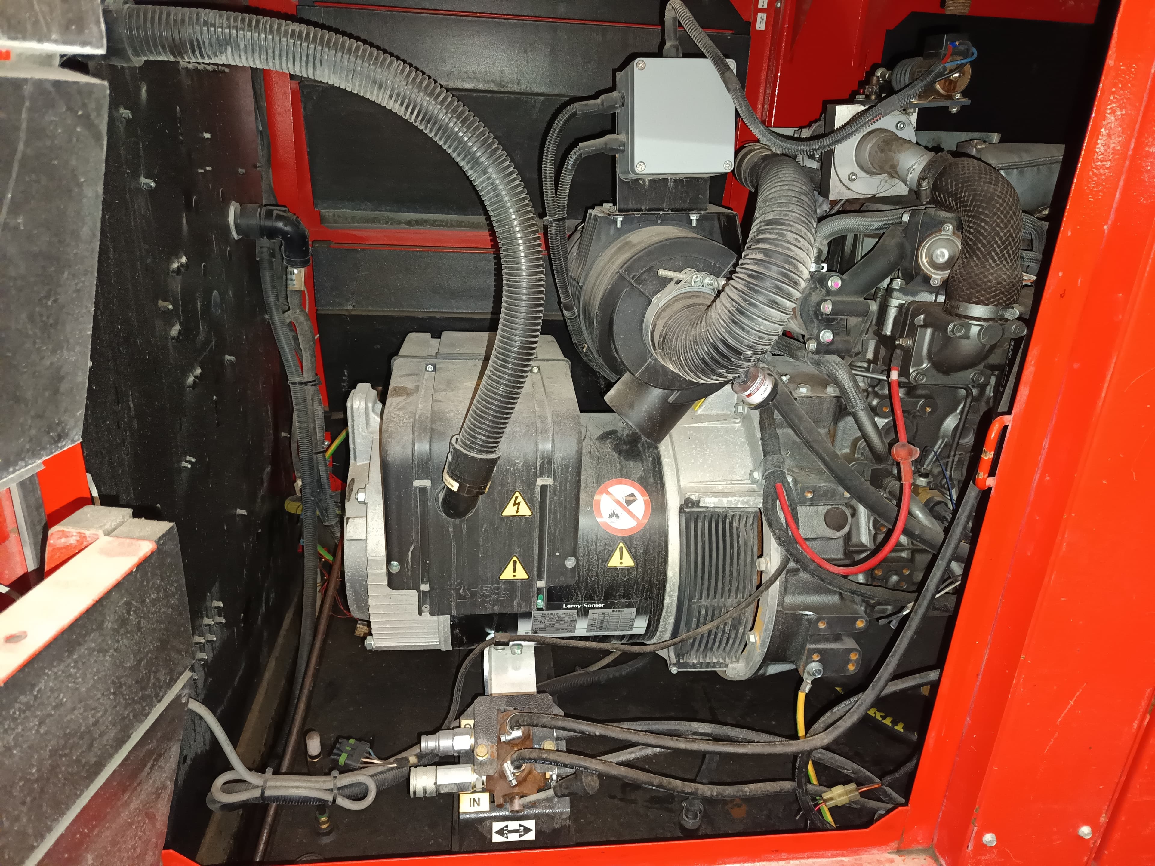 Gerador Doosan · Ano 2016 — imagem 13