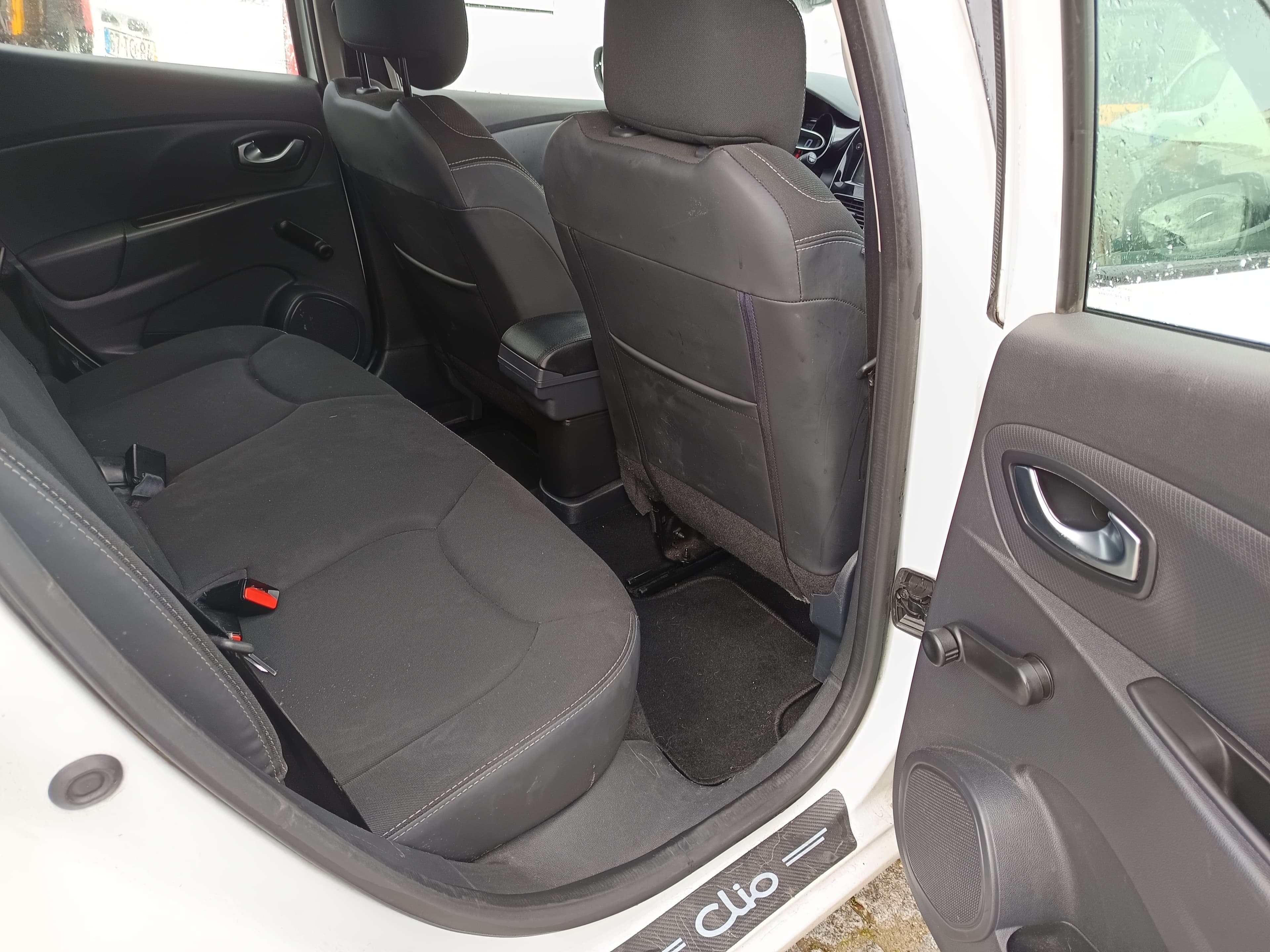 Renault Clio · Ano 2019 — imagem 22