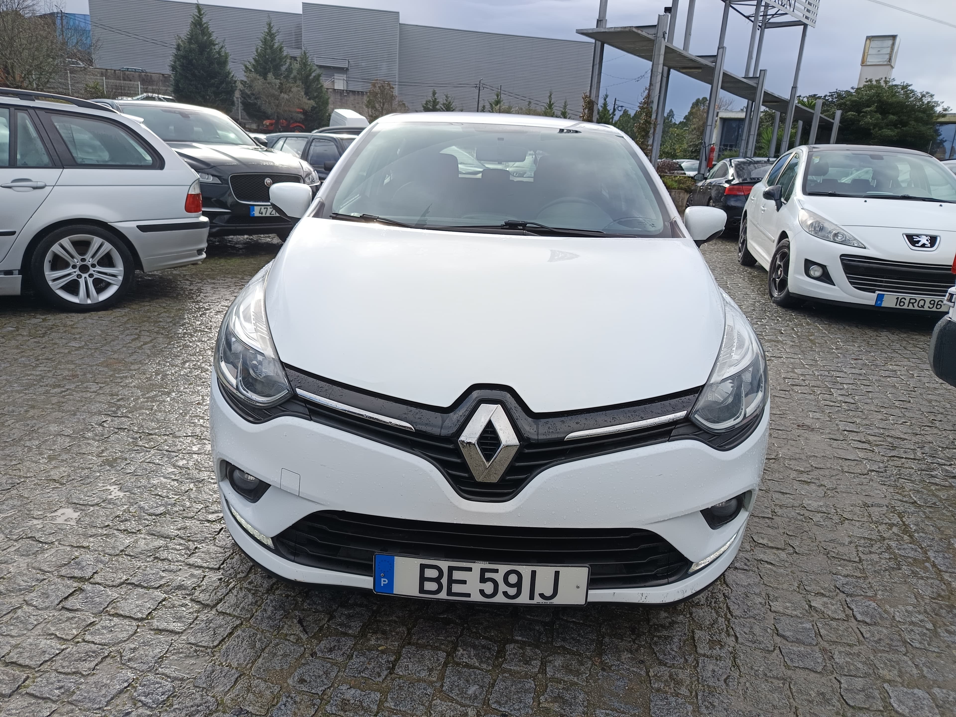 Renault Clio · Ano 2019 — imagem 2