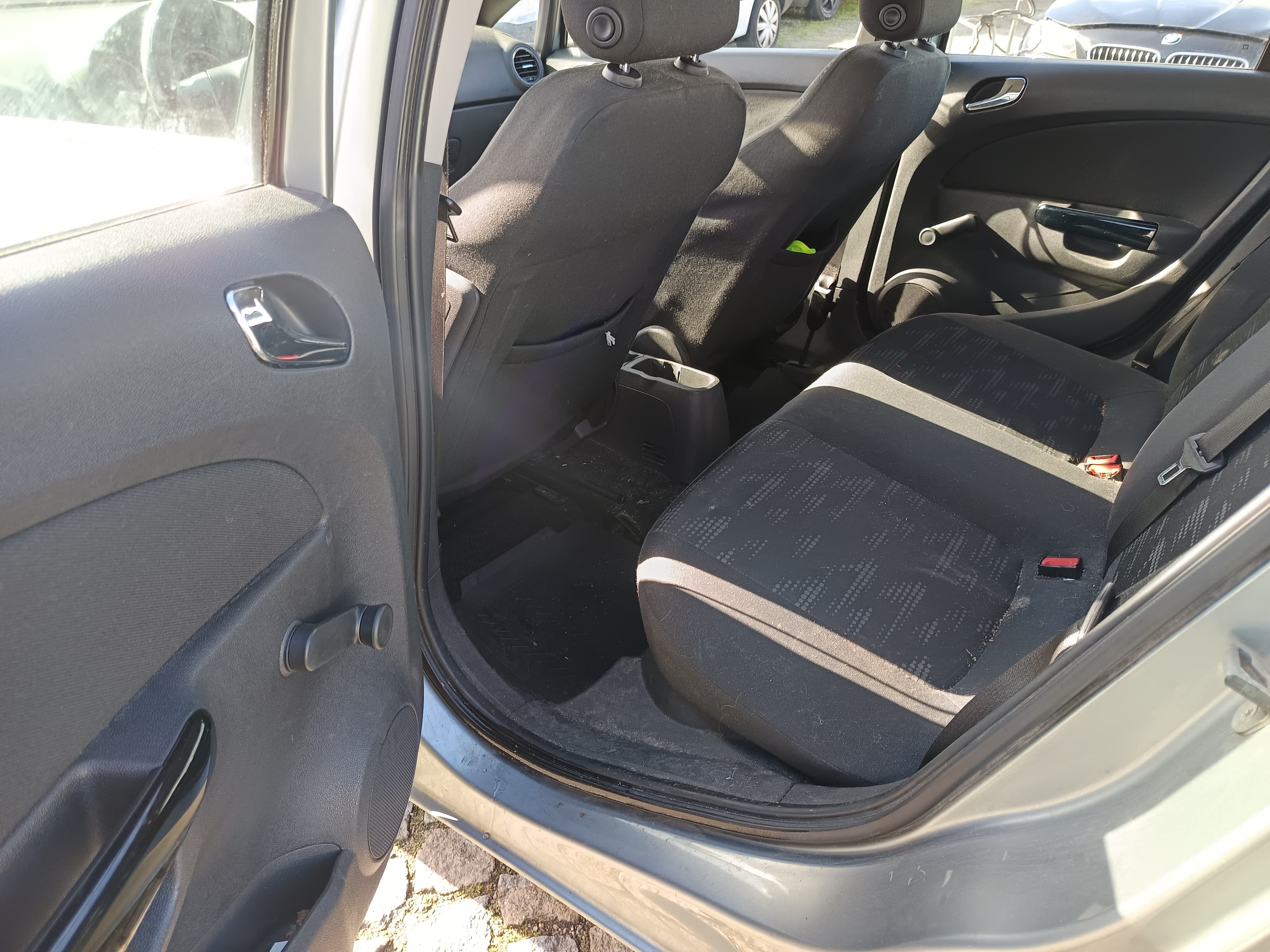 Opel Corsa · Ano 2013 — imagem 32
