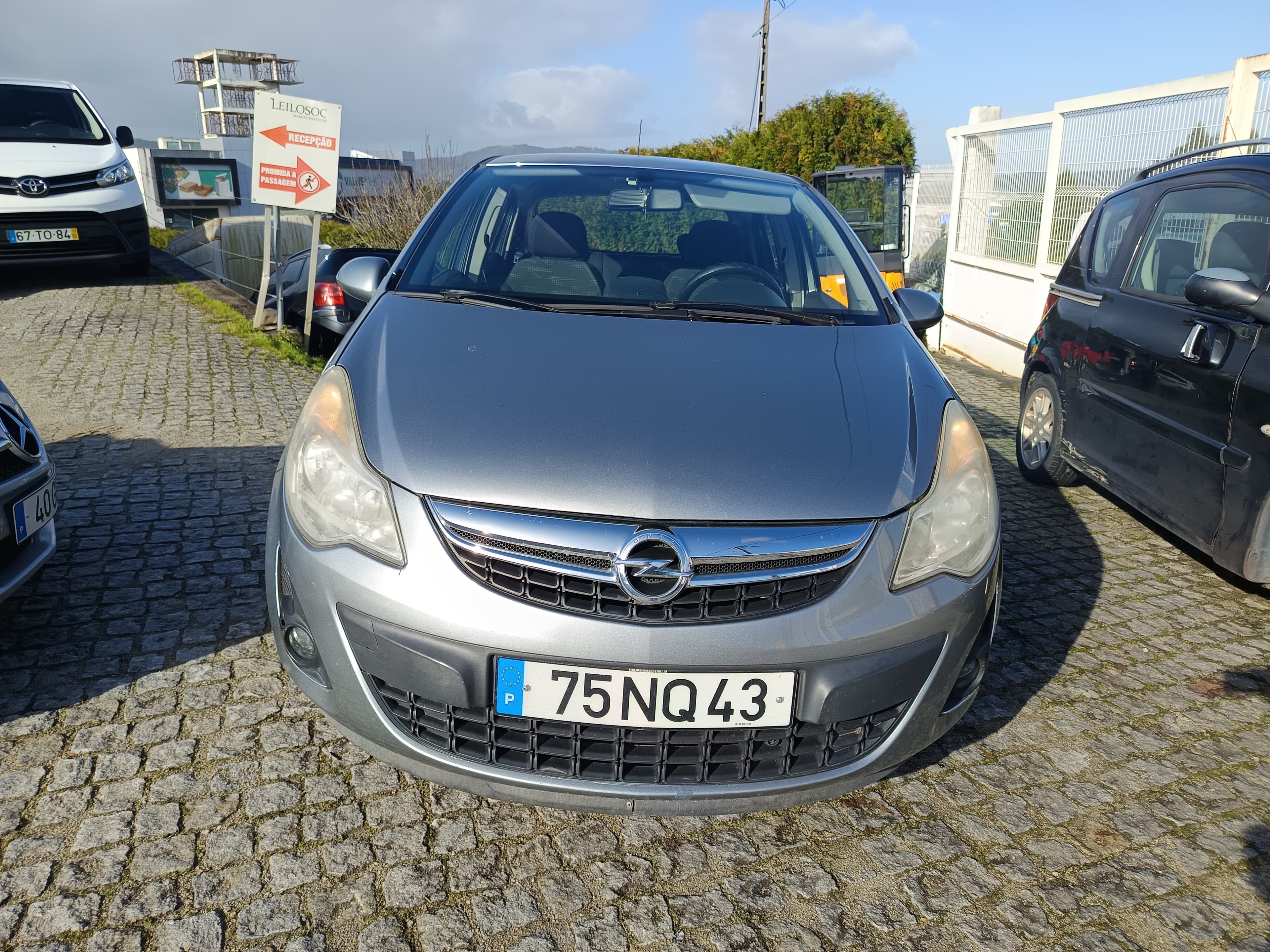 Opel Corsa · Ano 2013 — imagem 2