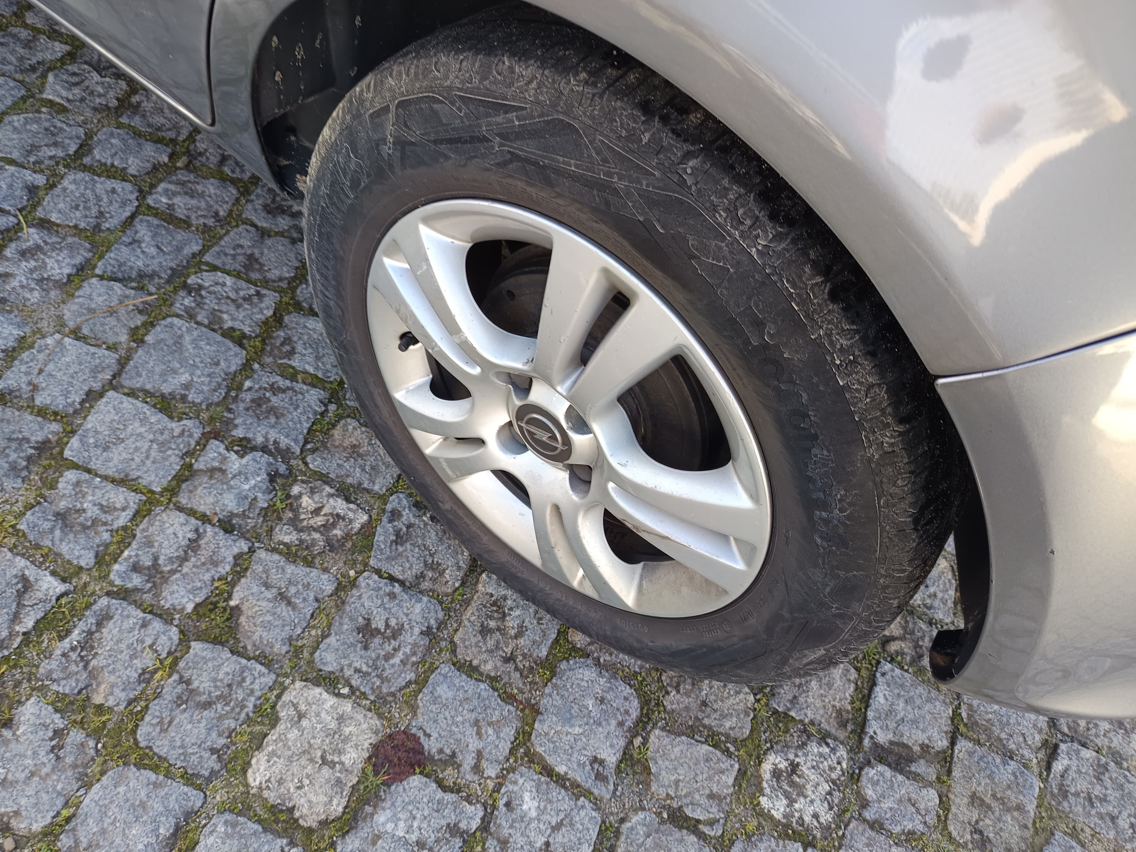 Opel Corsa · Ano 2013 — imagem 13