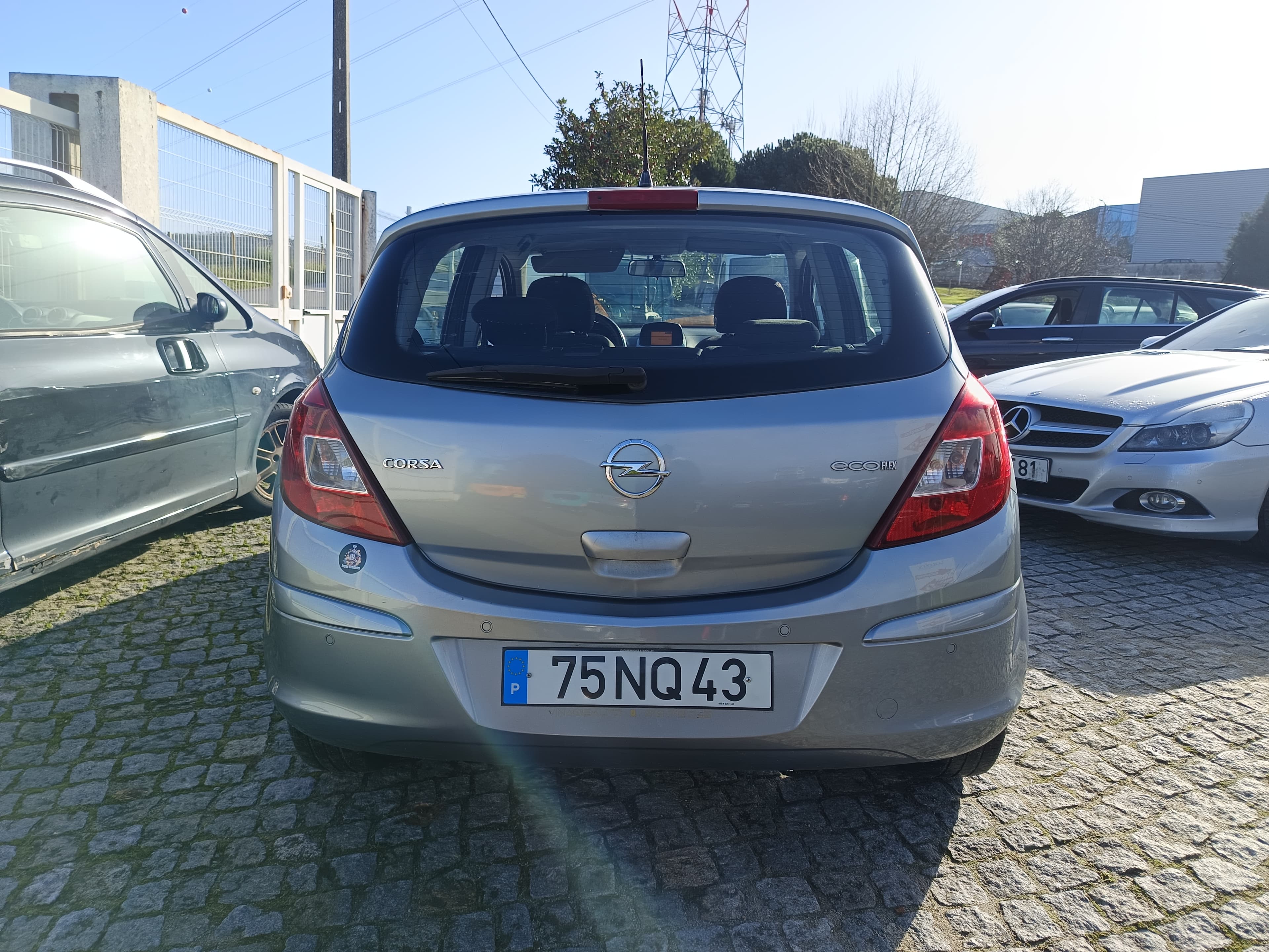 Opel Corsa · Ano 2013 — imagem 4