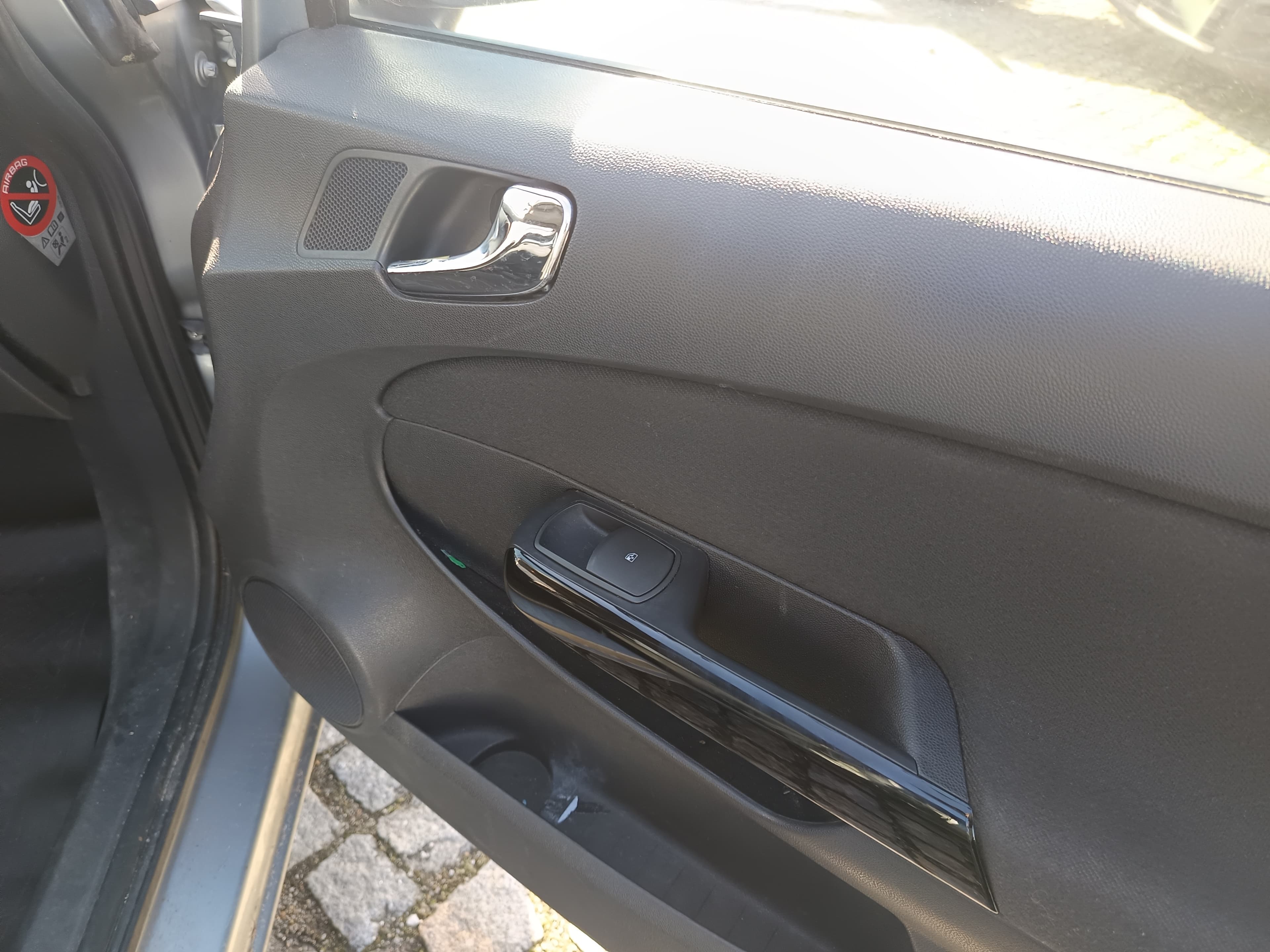 Opel Corsa · Ano 2013 — imagem 20