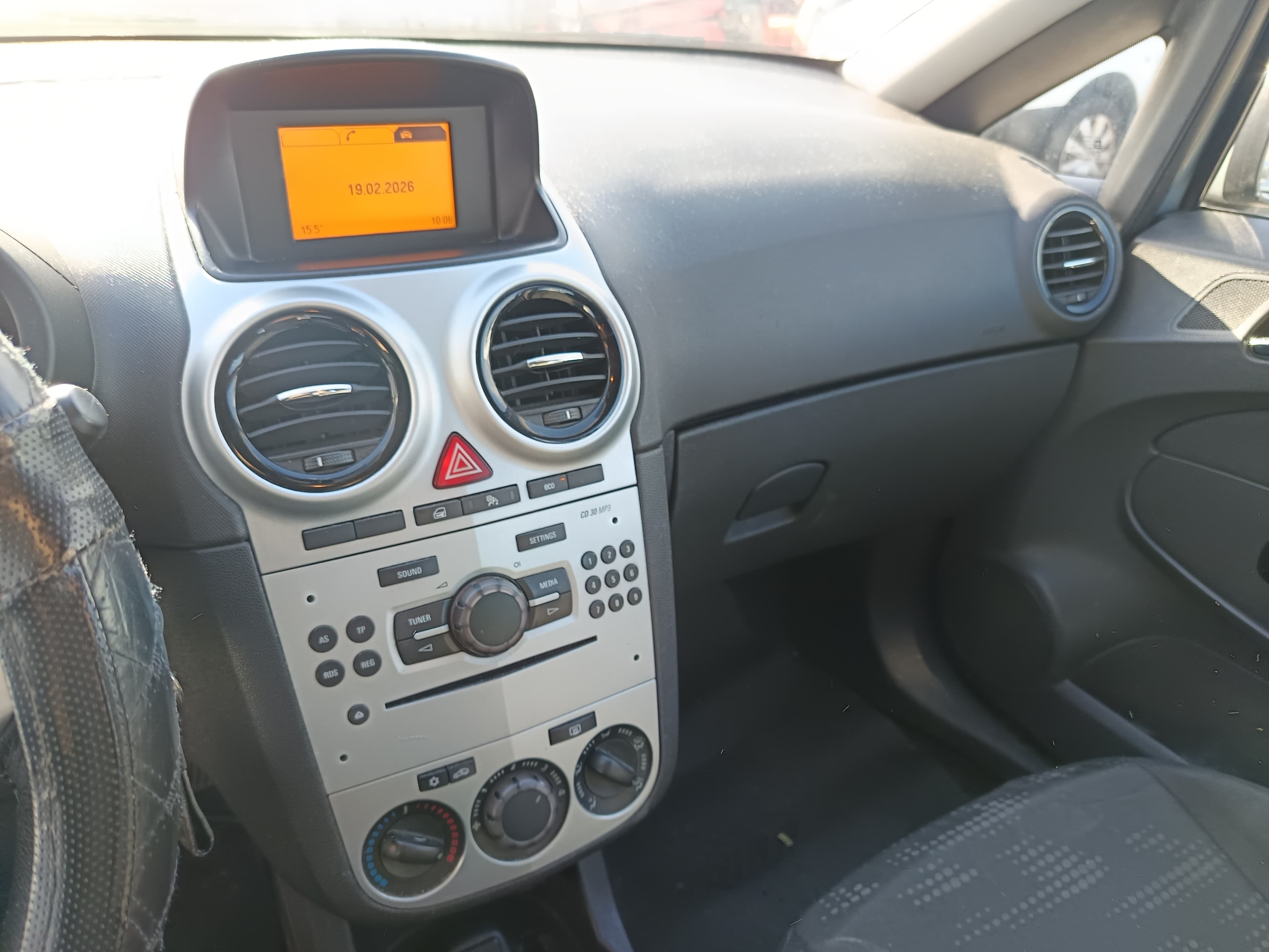 Opel Corsa · Ano 2013 — imagem 34