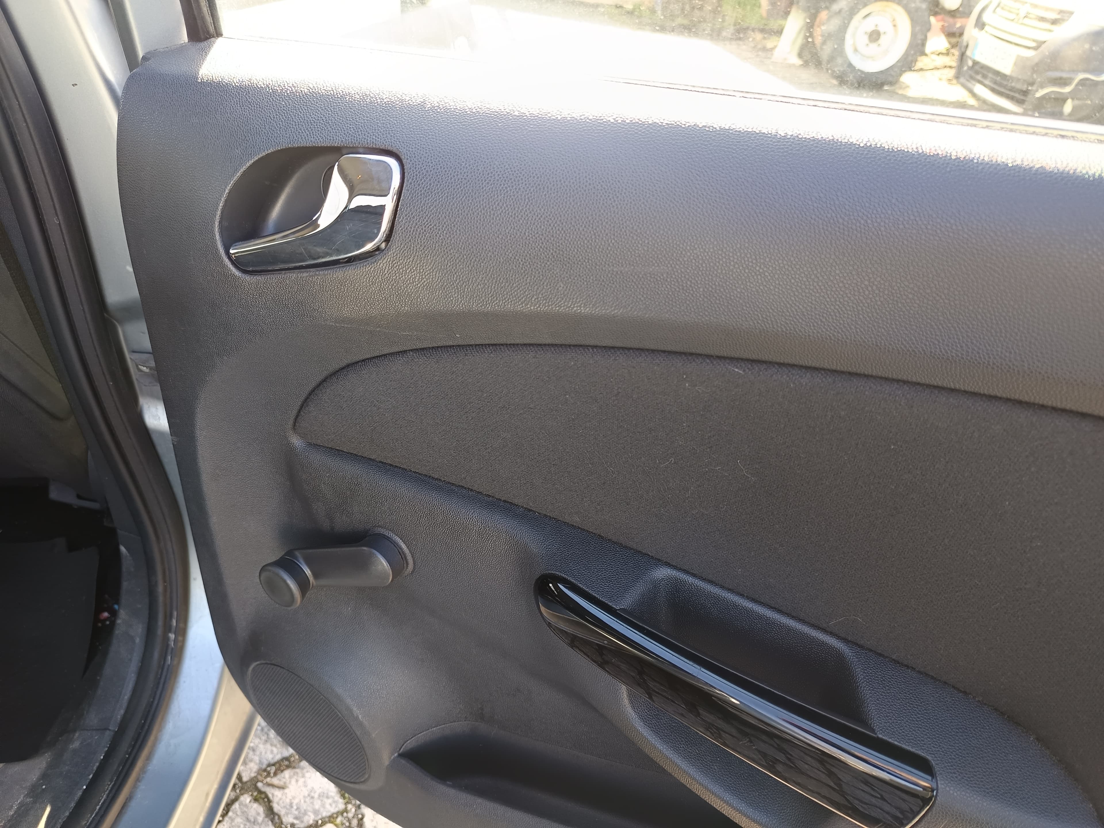 Opel Corsa · Ano 2013 — imagem 23