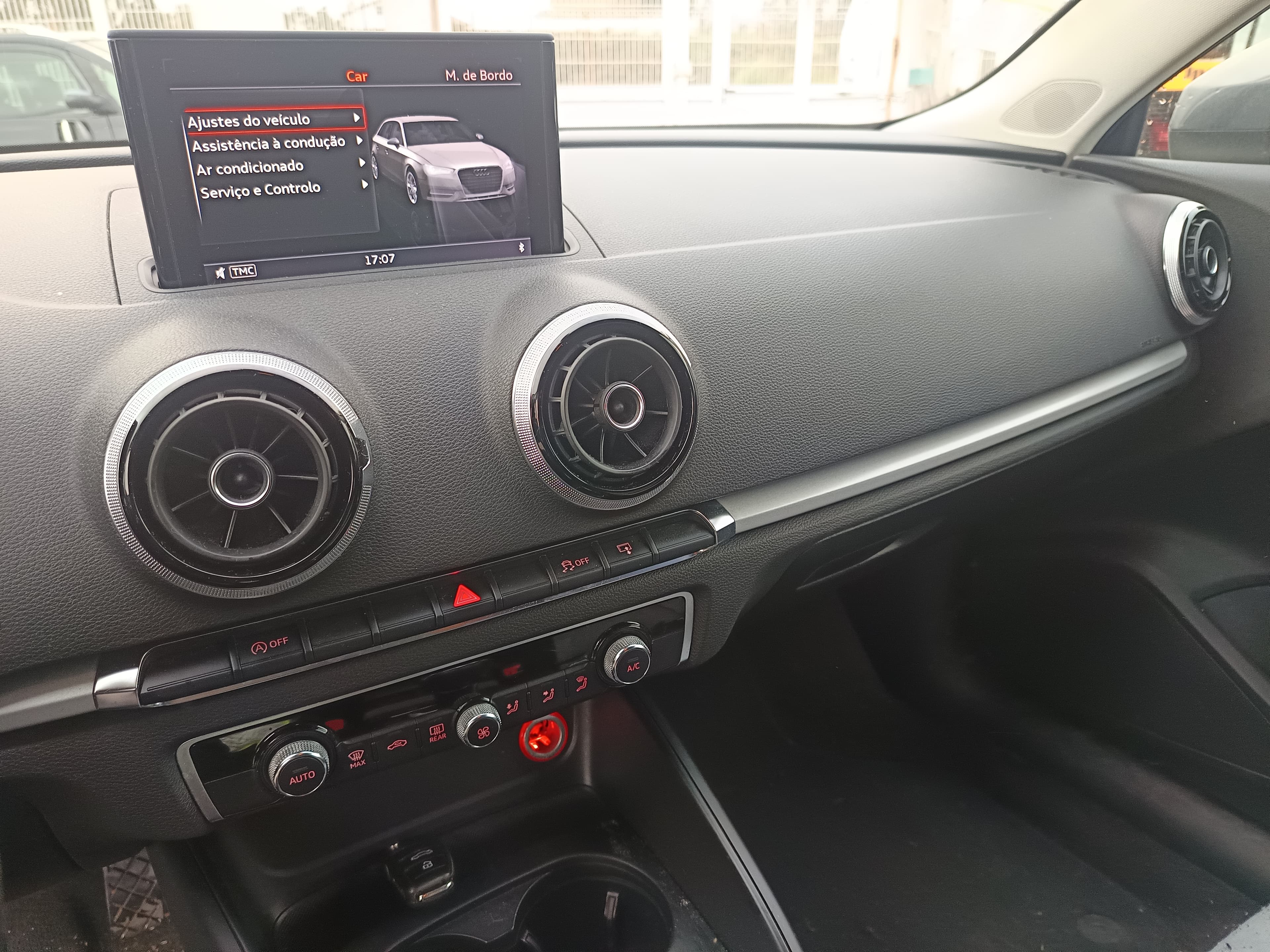 Audi A3 Sportback · Ano 2013 — imagem 33