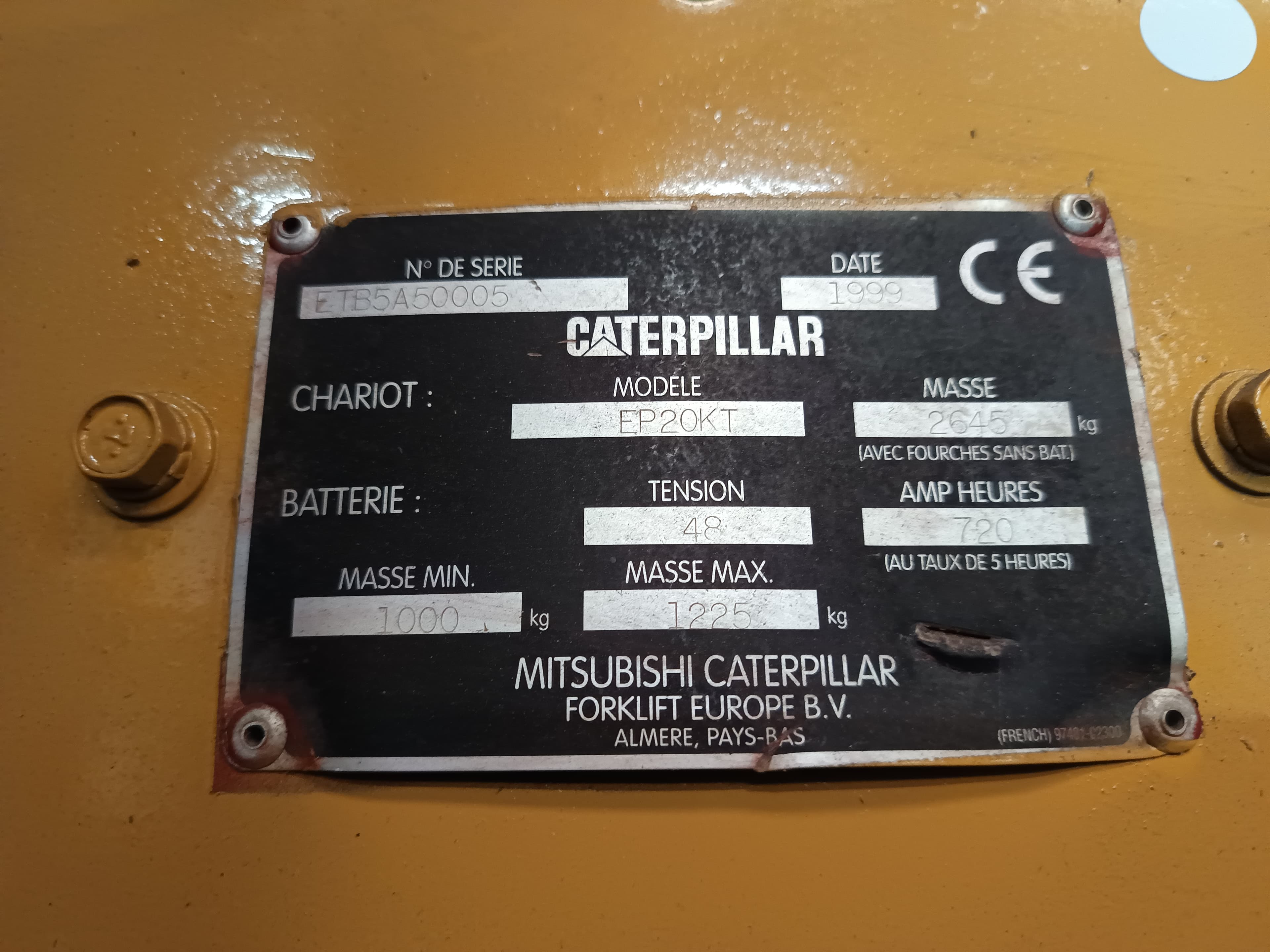 Empilhador Caterpillar · Ano 1999 — image 18