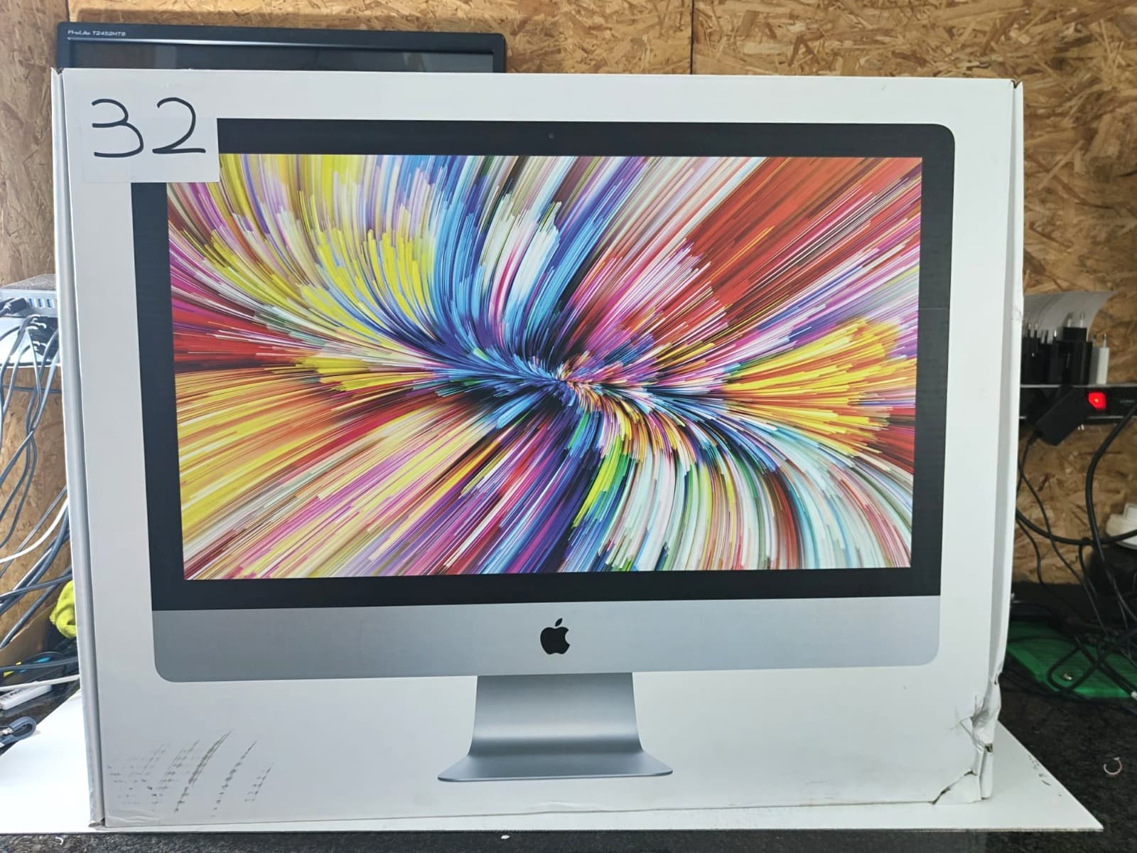 Computador Apple iMac A2115 — imagen 10