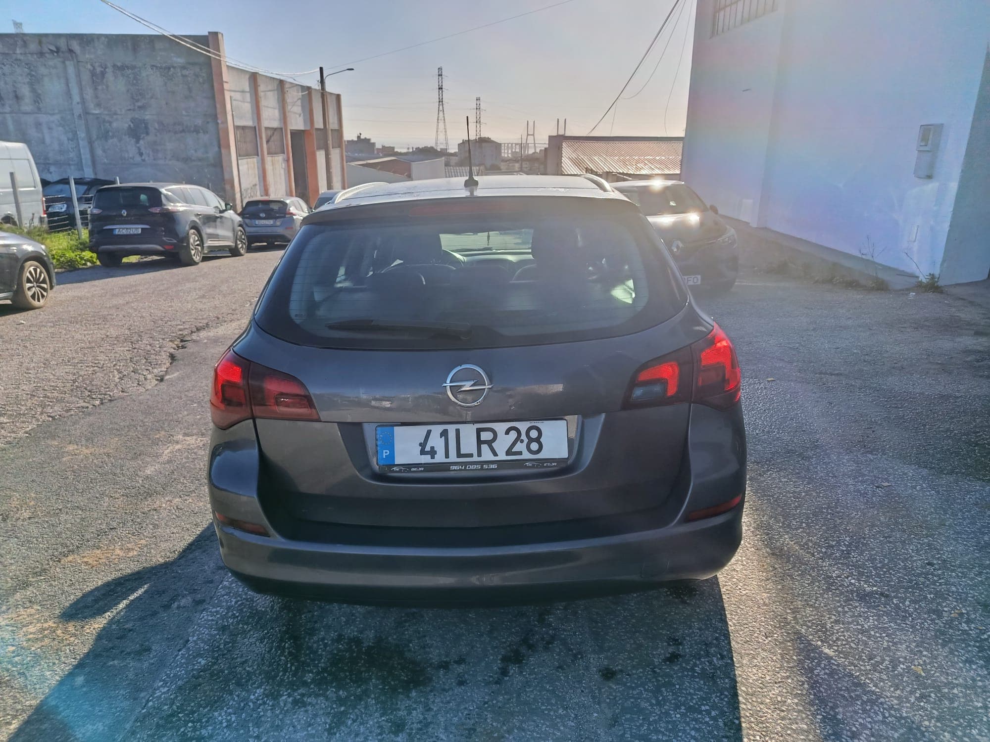 Opel Astra · Ano 2011 — imagem 8