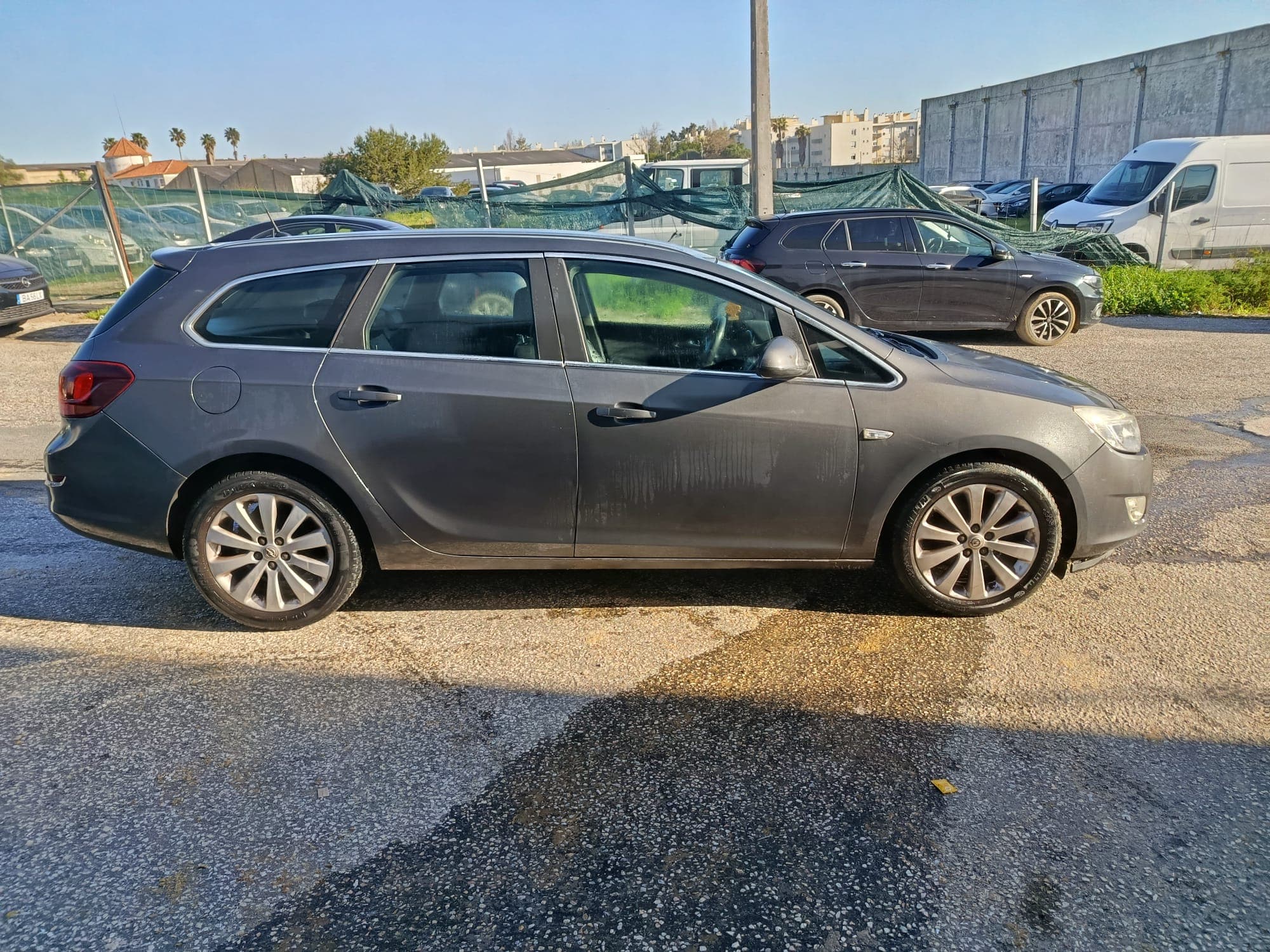 Opel Astra · Ano 2011 — imagem 5