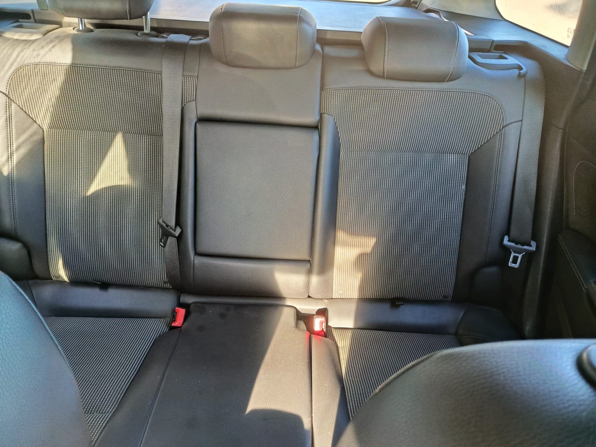 Opel Astra · Ano 2011 — imagem 16