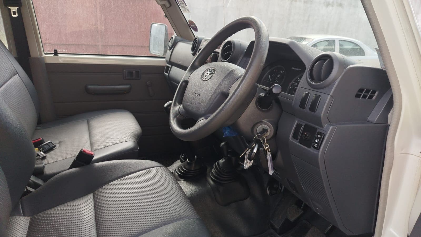 Toyota/Land Cruiser 2,75m - 2018 — imagem 21