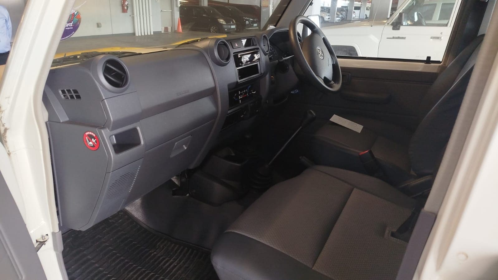 Toyota/Land Cruiser 2,75m - 2018 — imagem 7