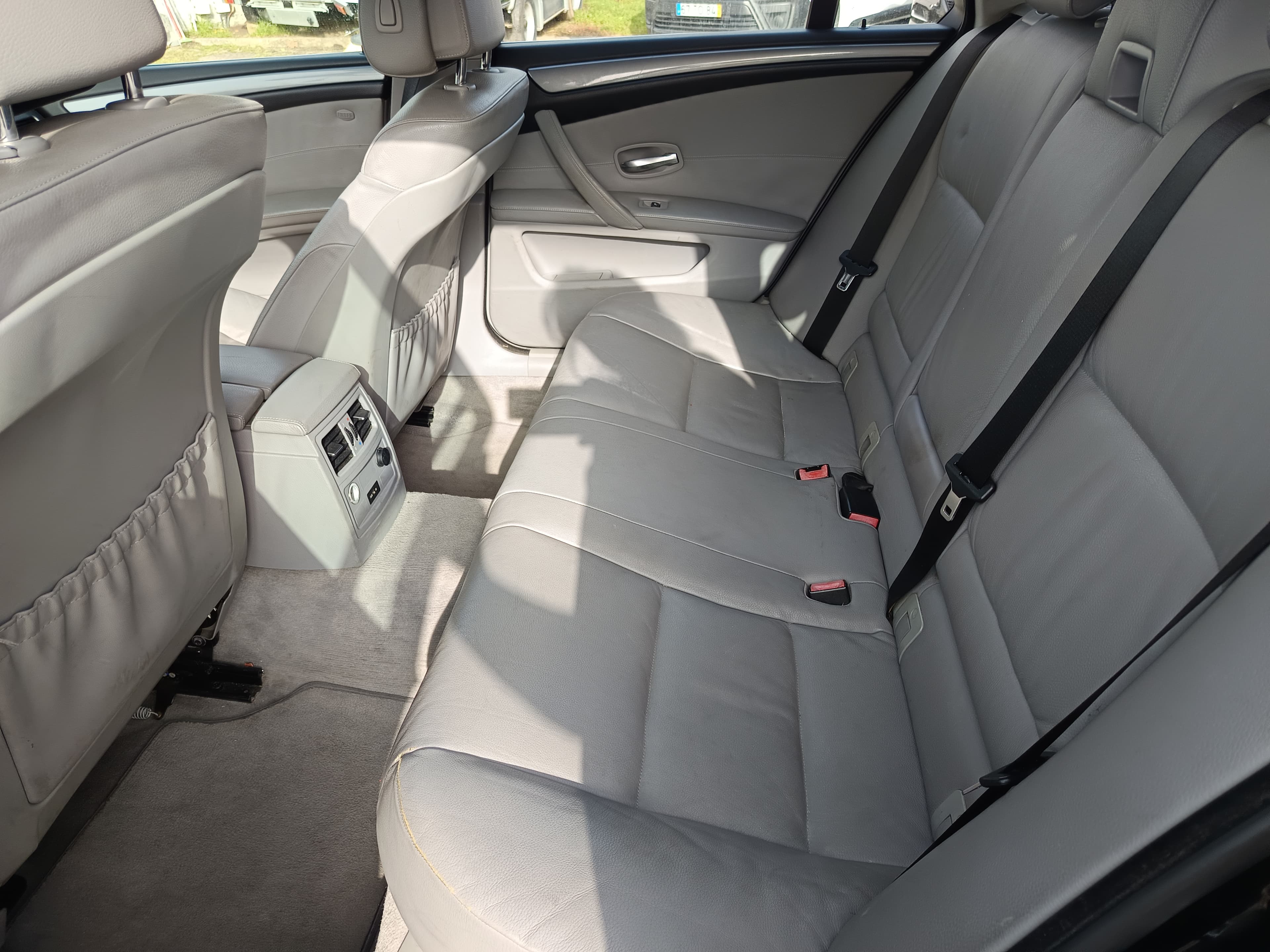 BMW 520D · Ano 2008 — image 29