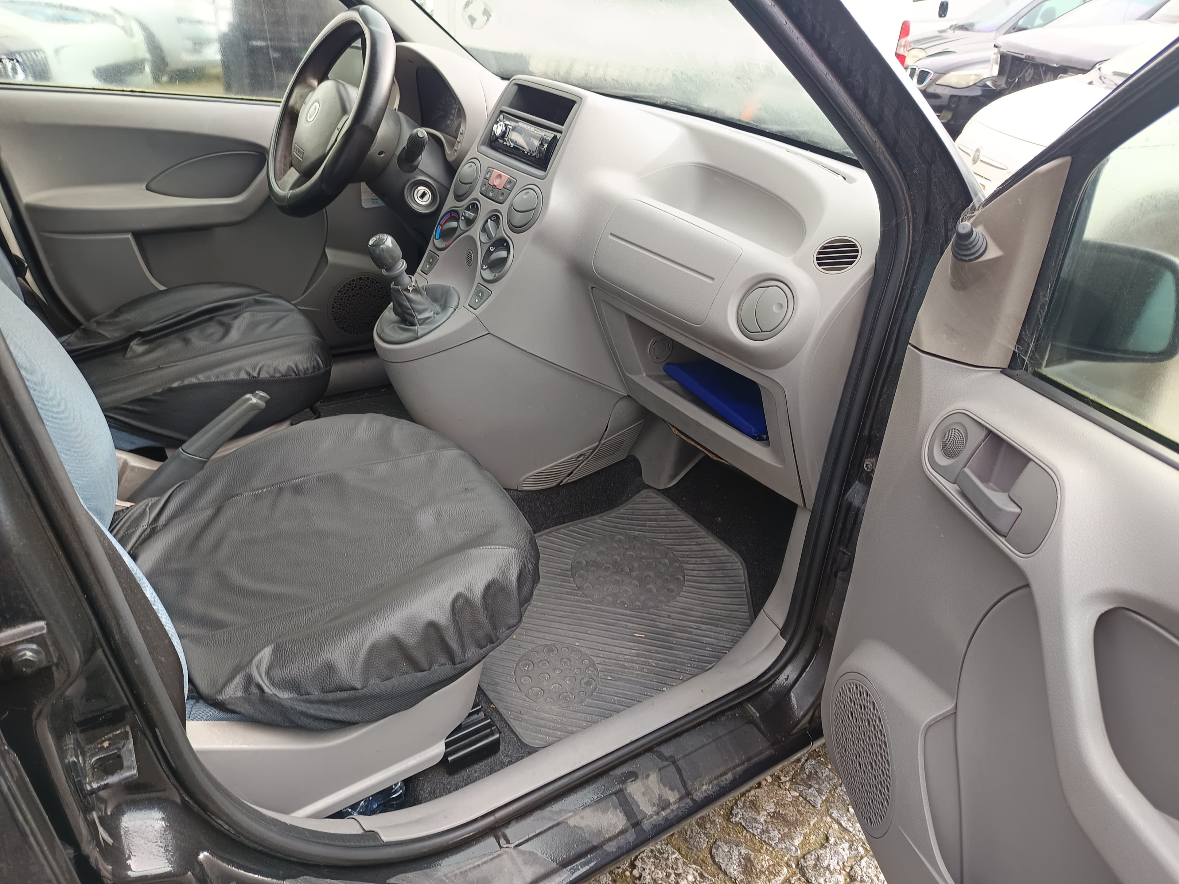 Fiat Panda · Ano 2005 — imagem 18