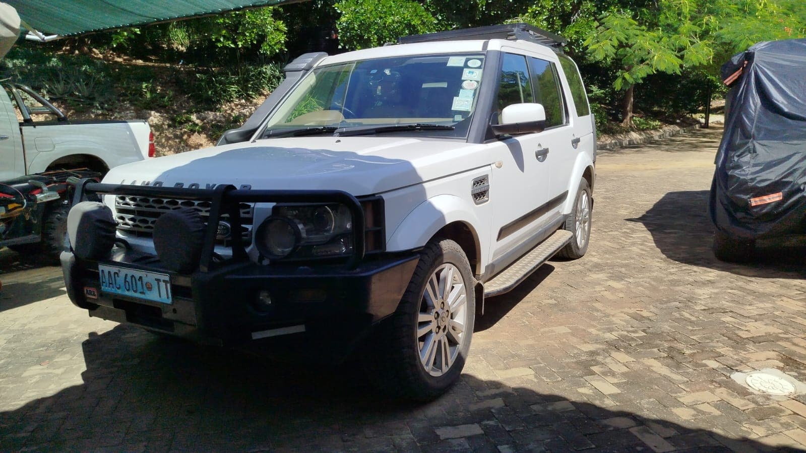 Land Rover Discovery 4 — imagem 1