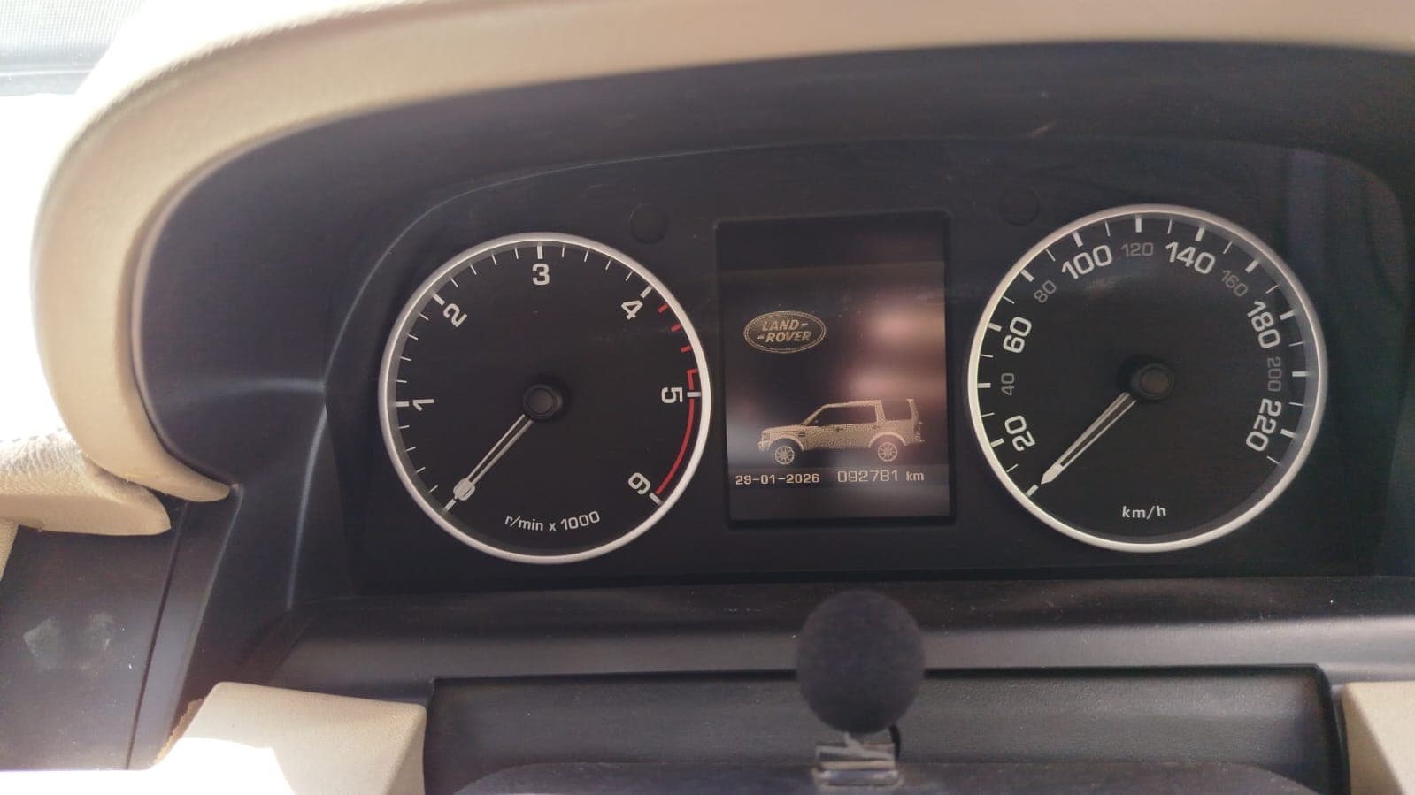 Land Rover Discovery 4 — imagem 16