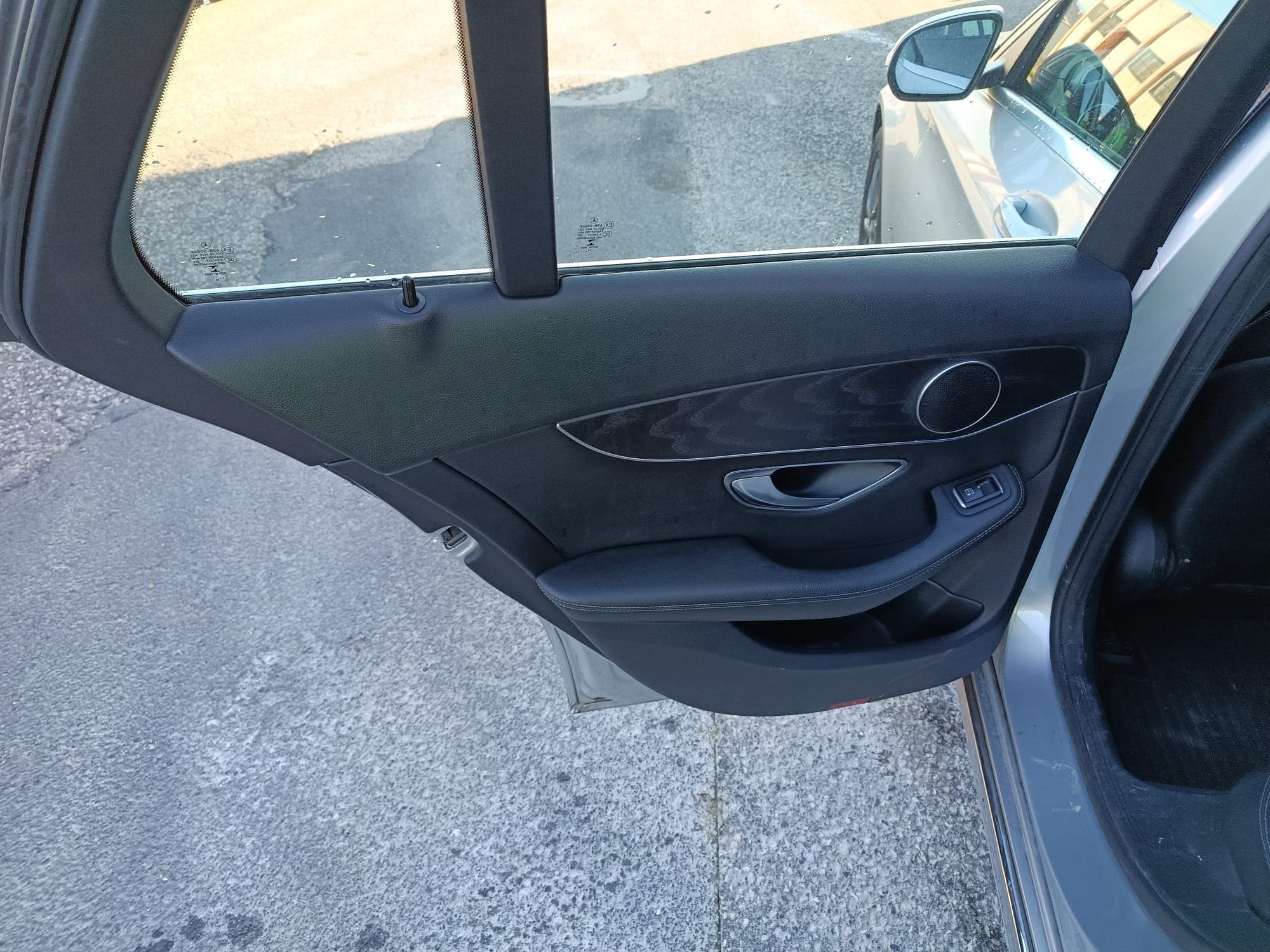 Mercedes-Benz C 200 · Ano 2016 — imagem 17