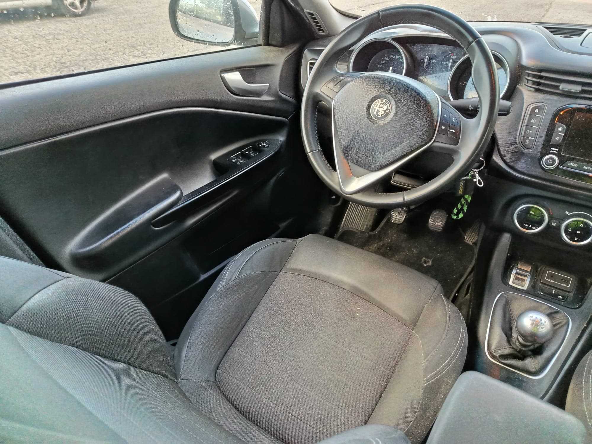 Alfa Romeo Giulietta · Ano 2018 — image 16