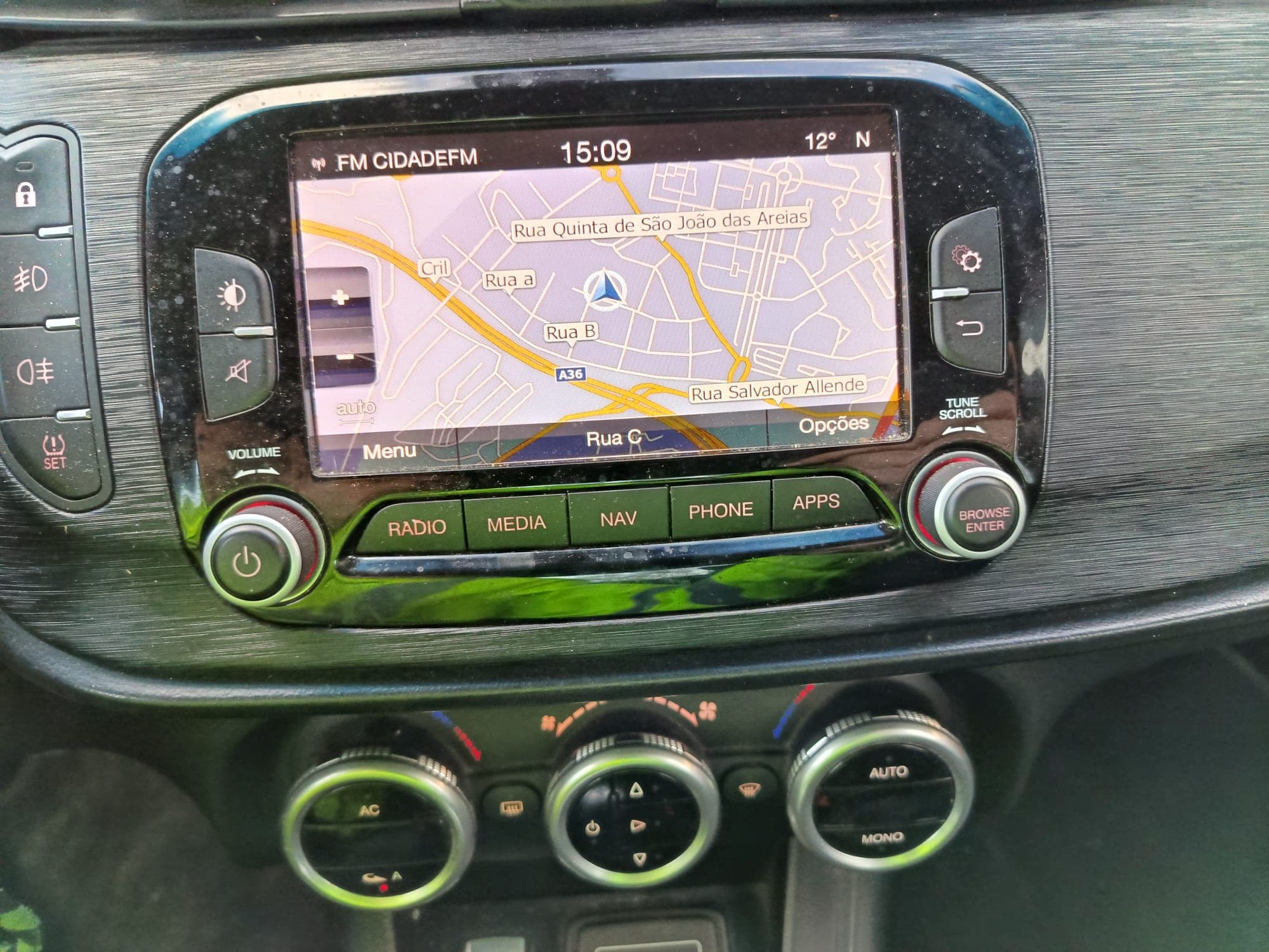Alfa Romeo Giulietta · Ano 2018 — image 11