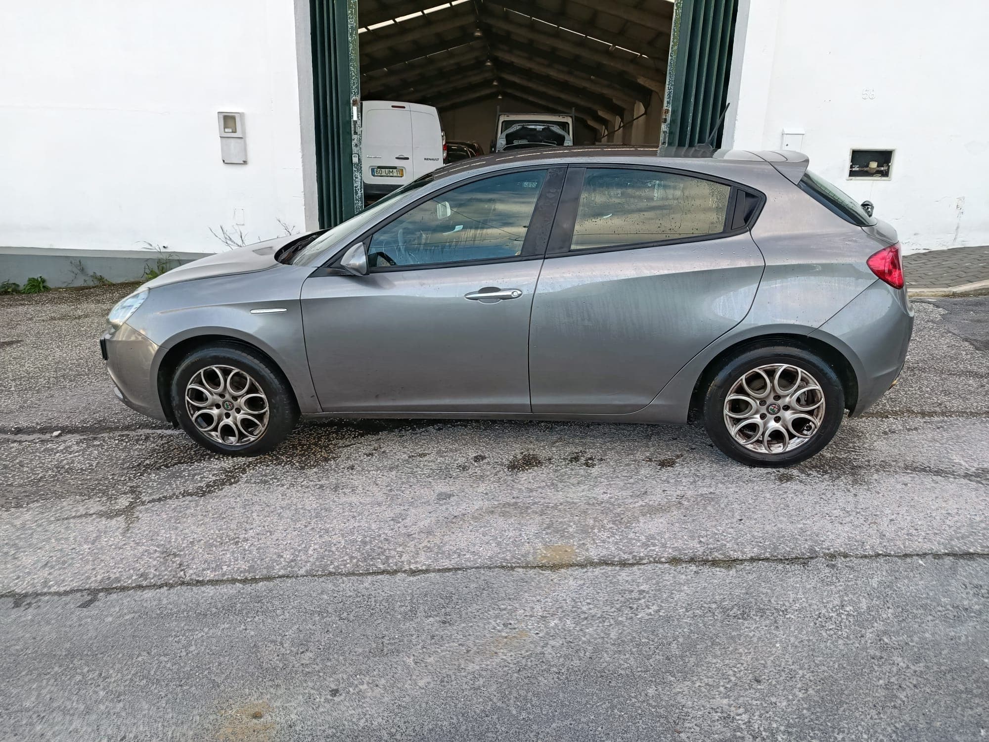 Alfa Romeo Giulietta · Ano 2018 — image 4