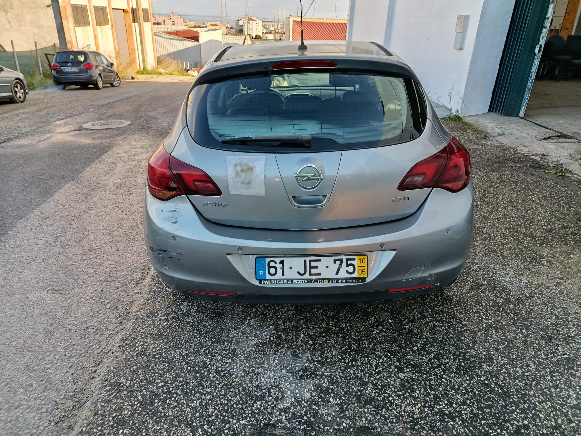 Opel Astra · Ano 2010 — imagem 7