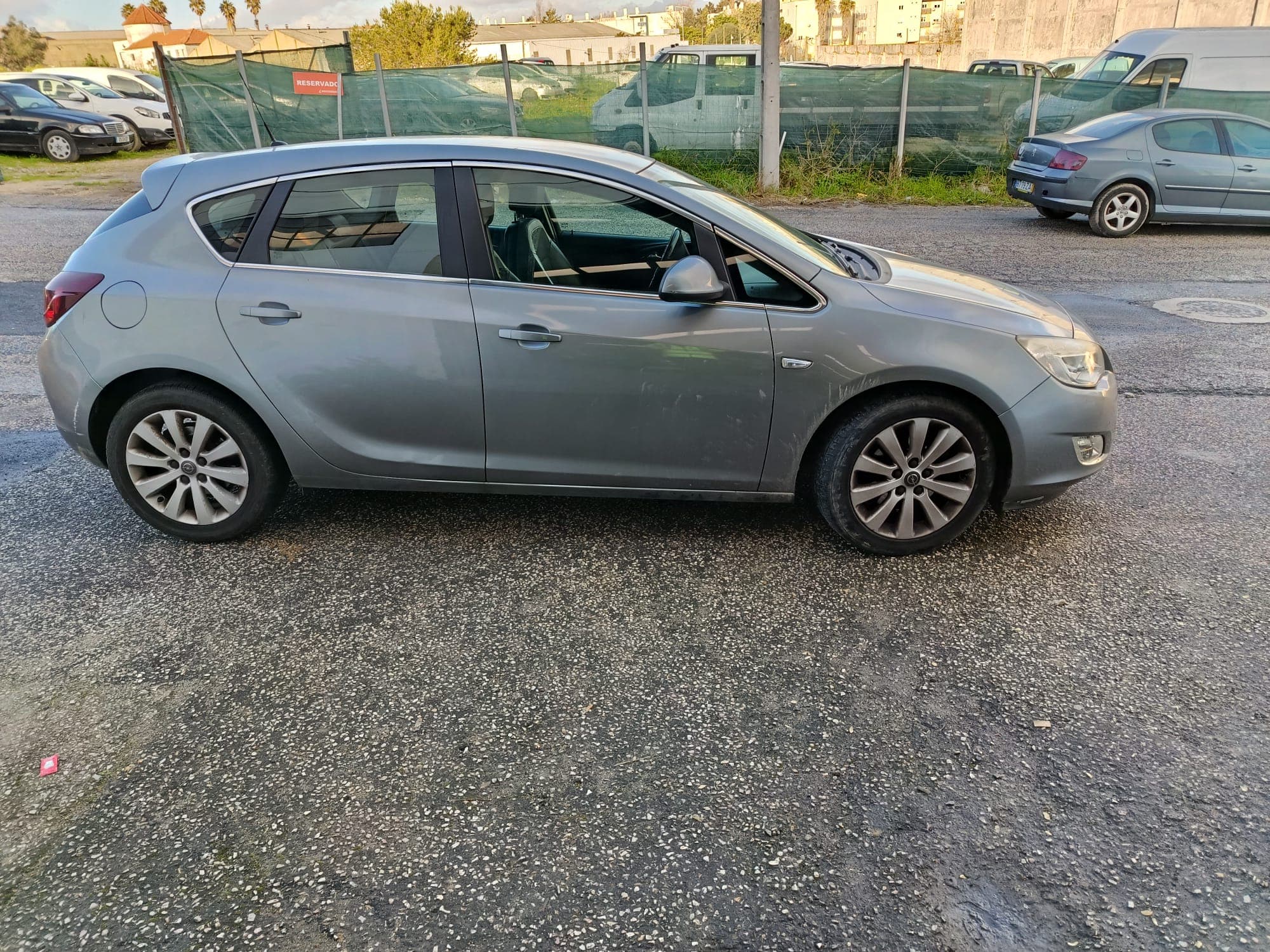 Opel Astra · Ano 2010 — imagem 3