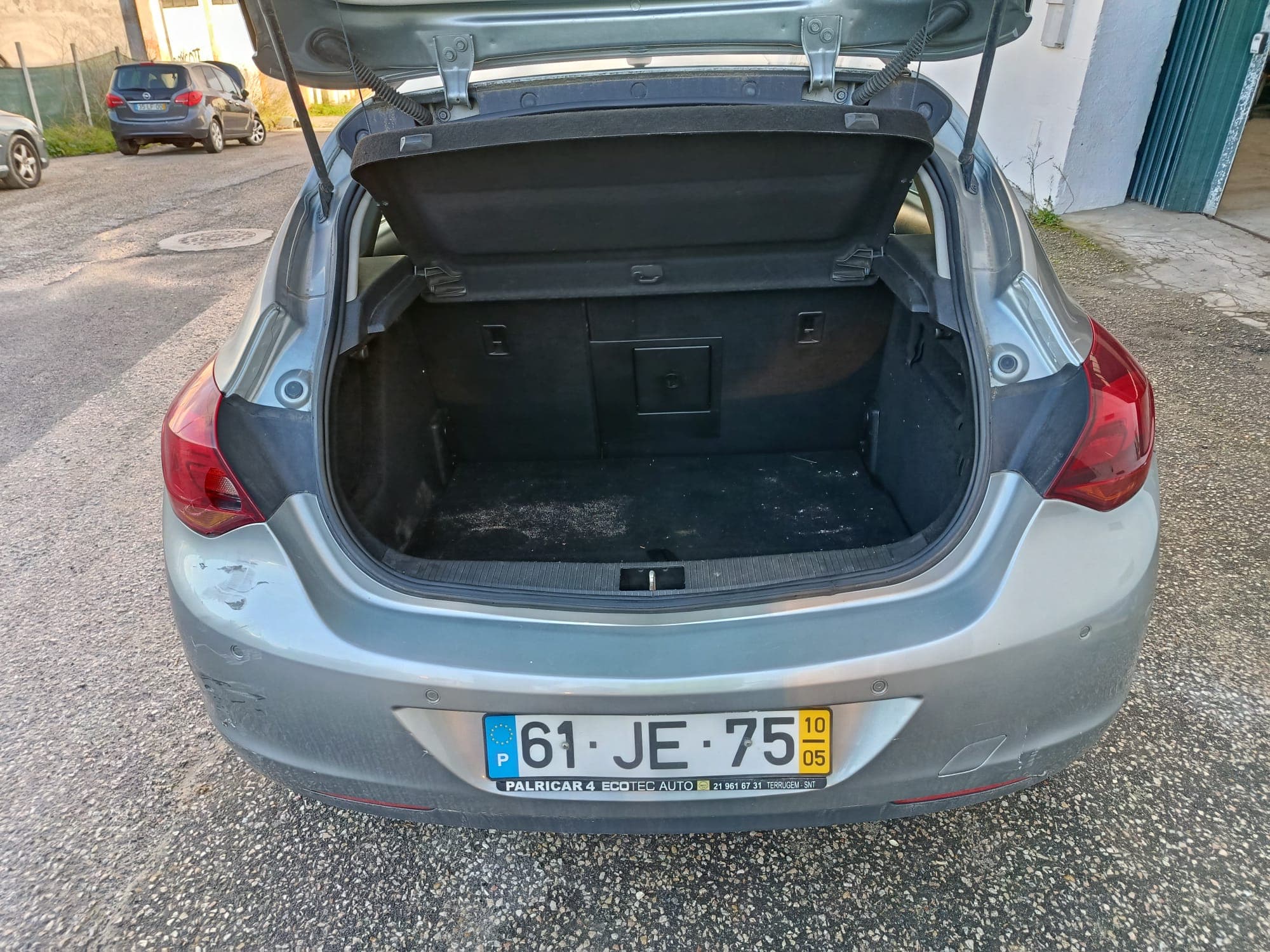 Opel Astra · Ano 2010 — imagem 8