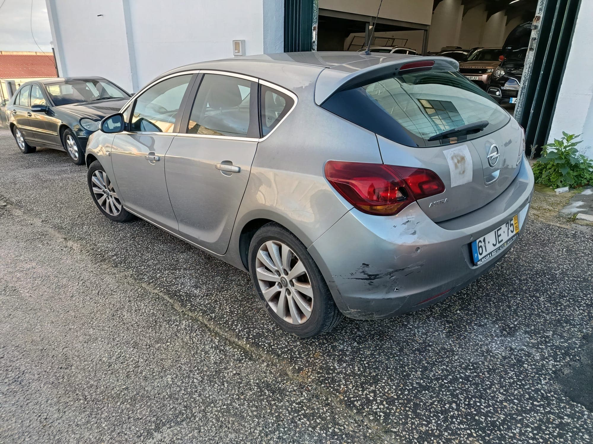 Opel Astra · Ano 2010 — imagem 6