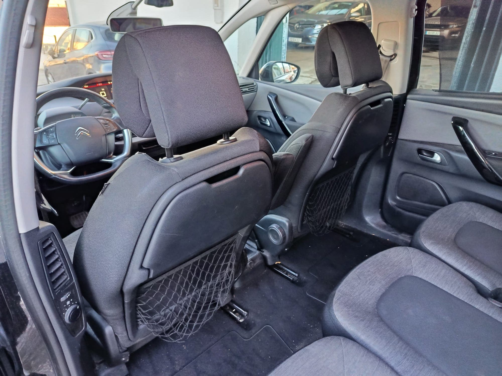 Citroën C4 Grand Picasso · 7 Lugares · Ano 2018 — imagem 17