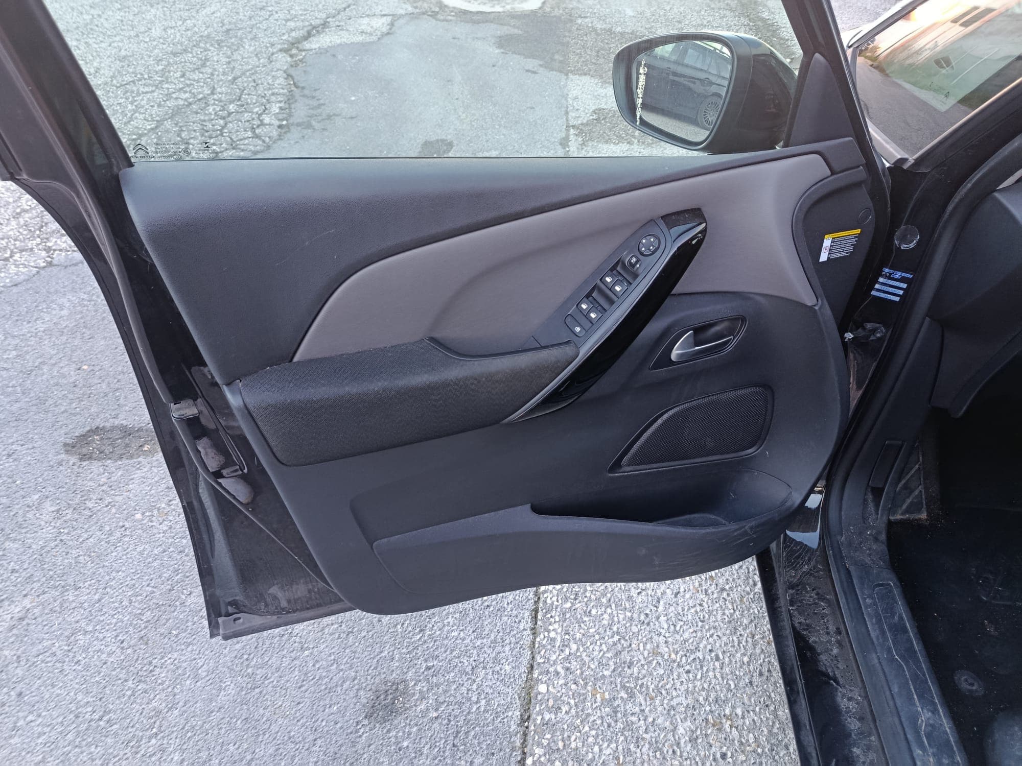 Citroën C4 Grand Picasso · 7 Lugares · Ano 2018 — imagem 11