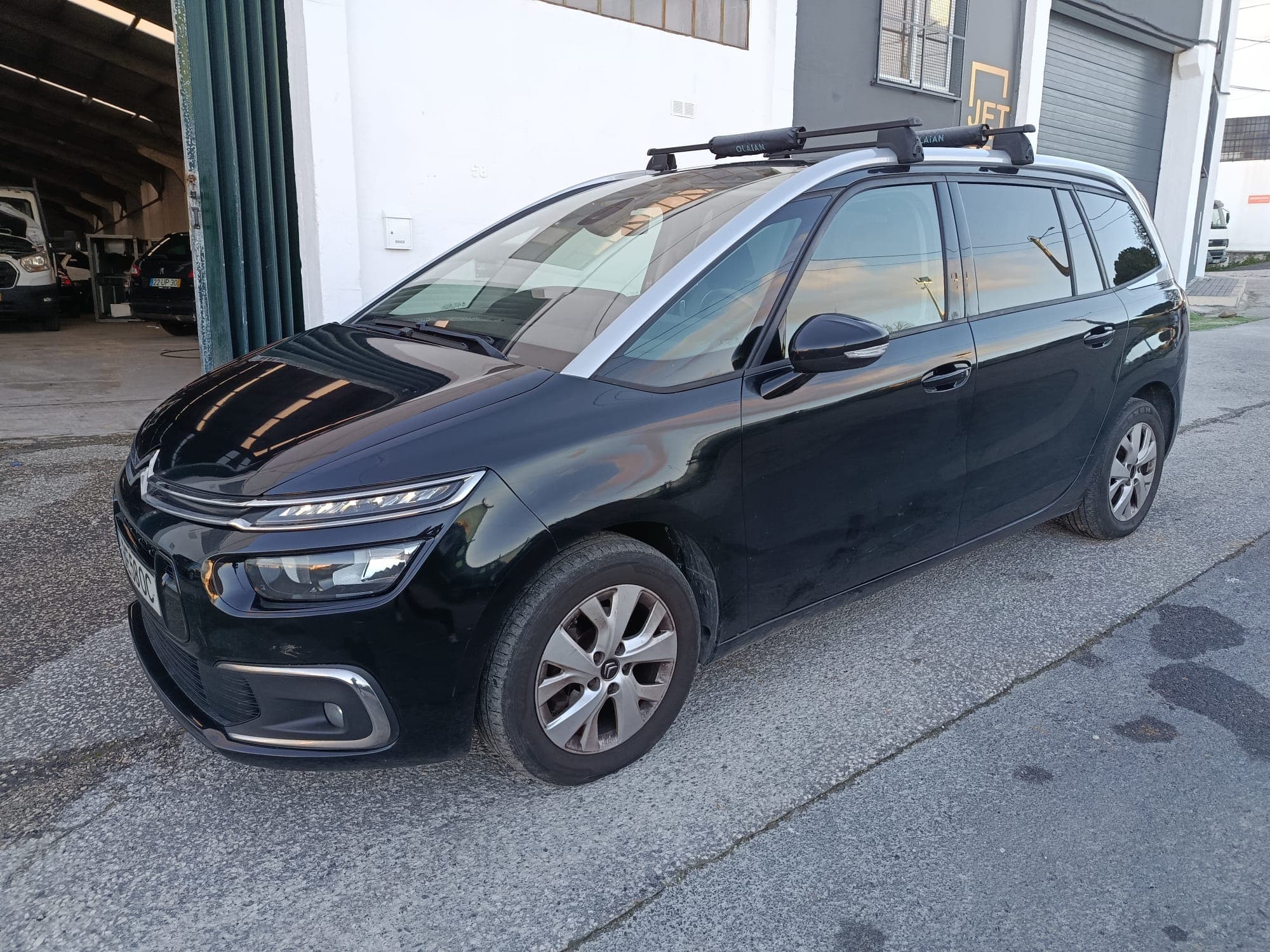 Citroën C4 Grand Picasso · 7 Lugares · Ano 2018 — imagem 2
