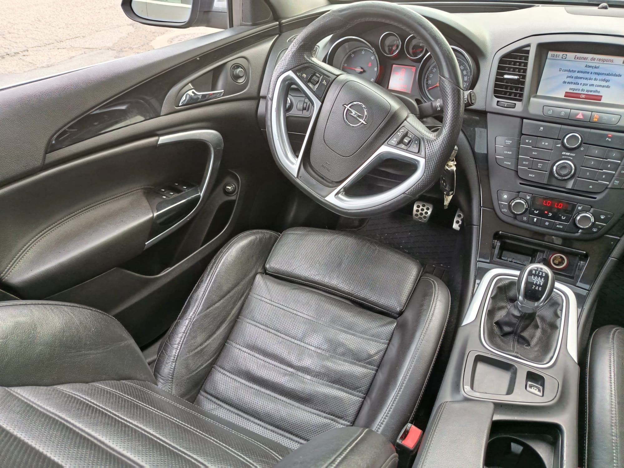 Opel Insígnia · Ano 2010 — imagem 13