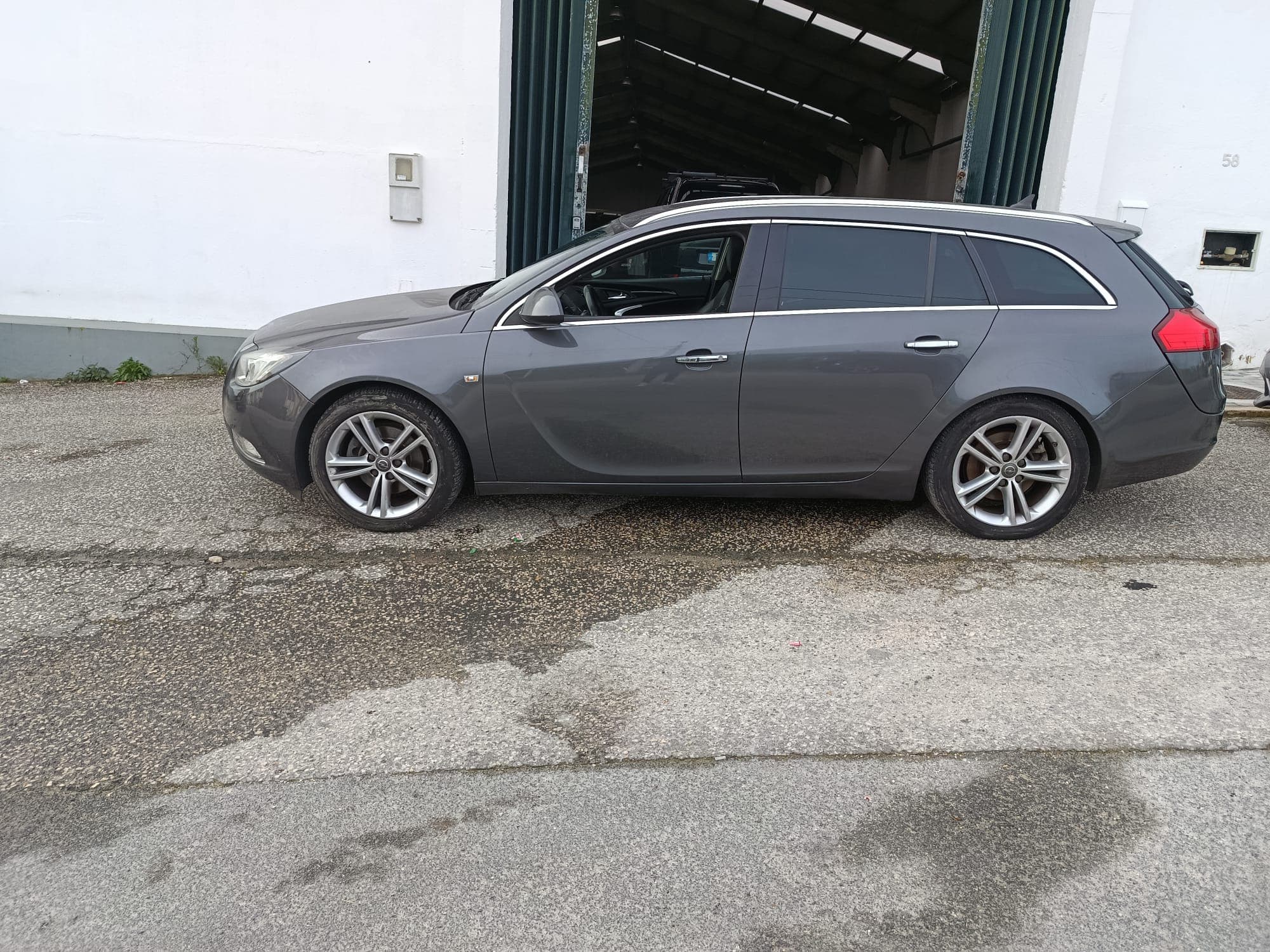 Opel Insígnia · Ano 2010 — imagem 4