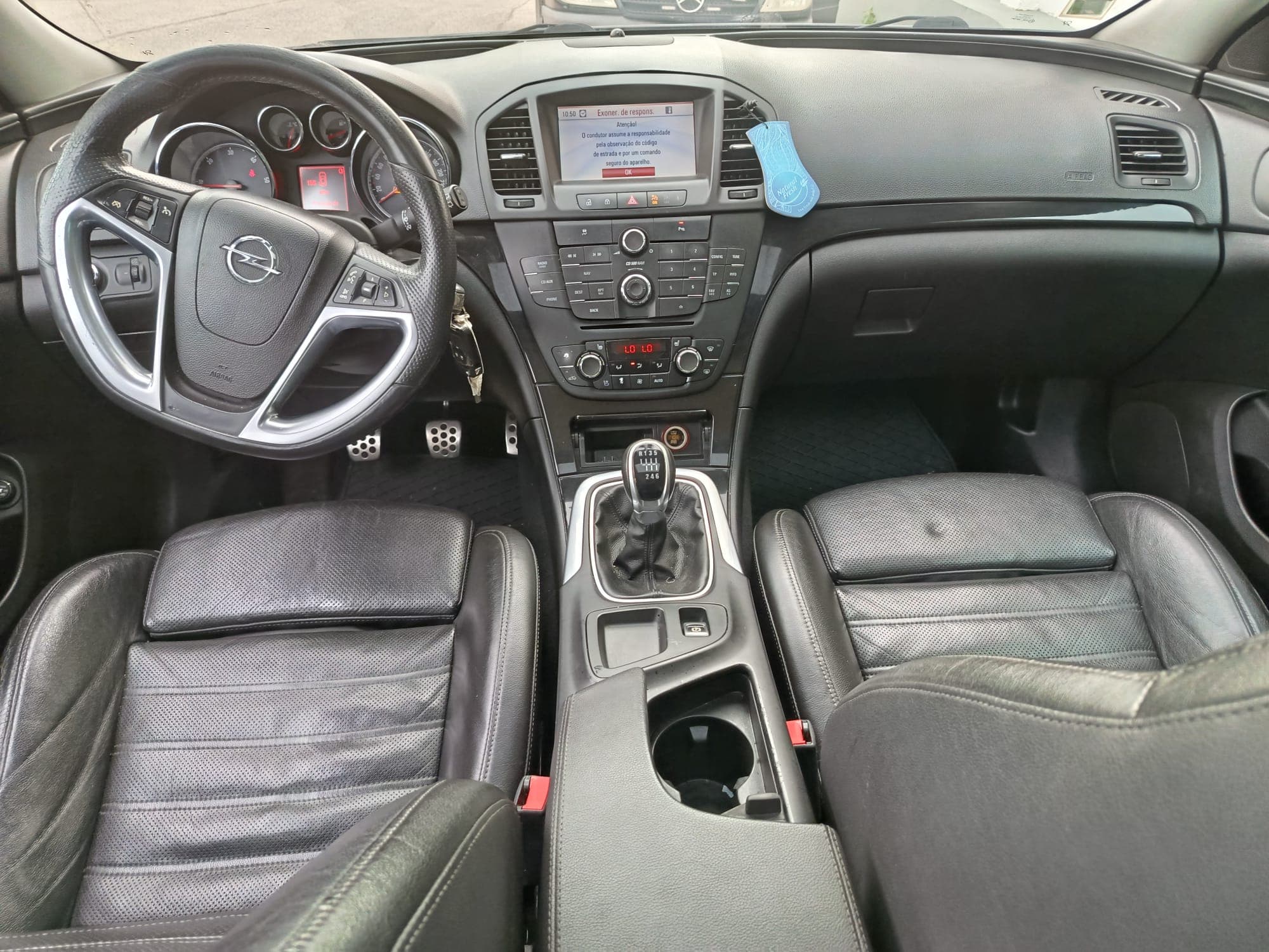Opel Insígnia · Ano 2010 — imagem 11