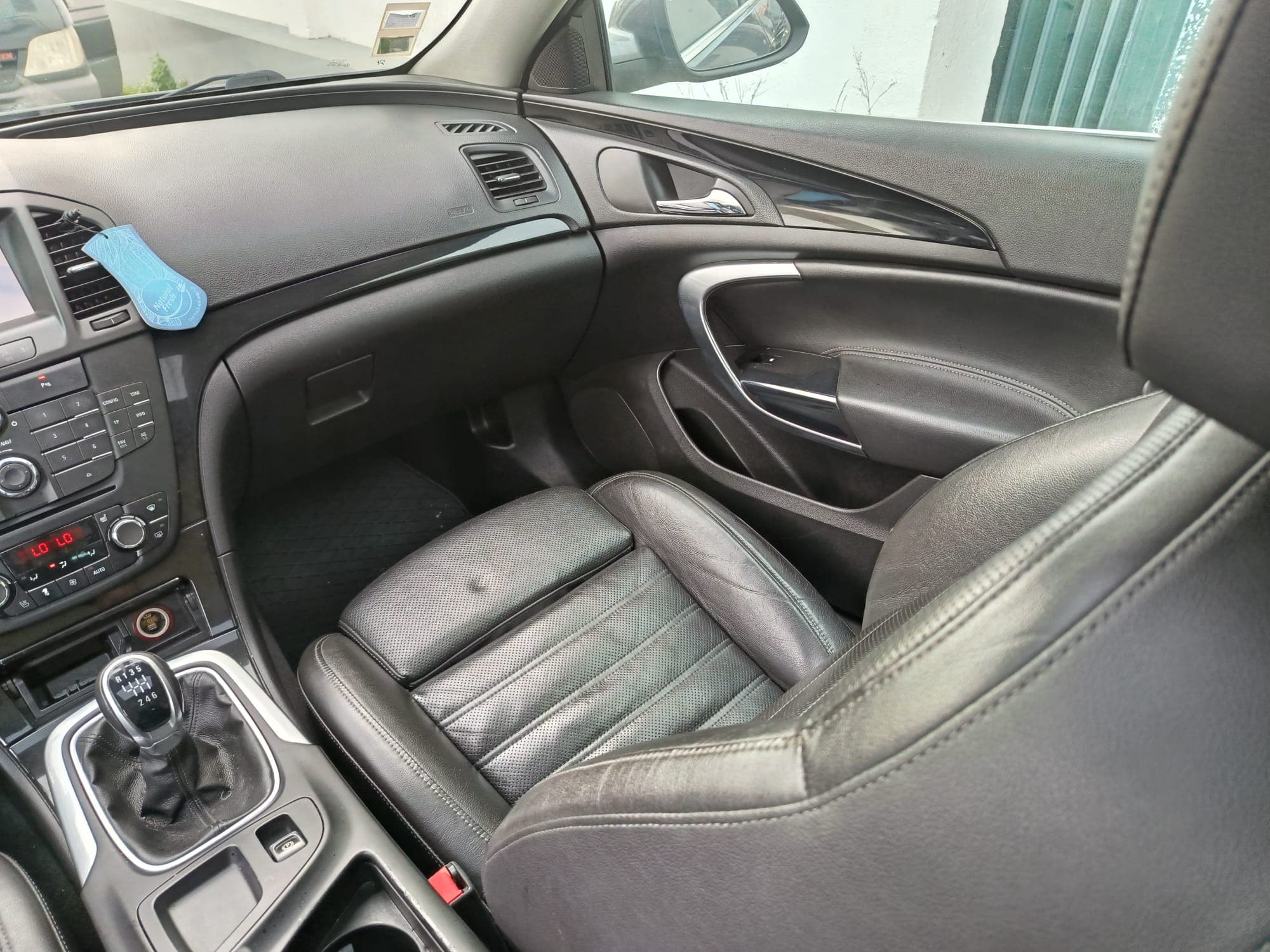 Opel Insígnia · Ano 2010 — imagem 12