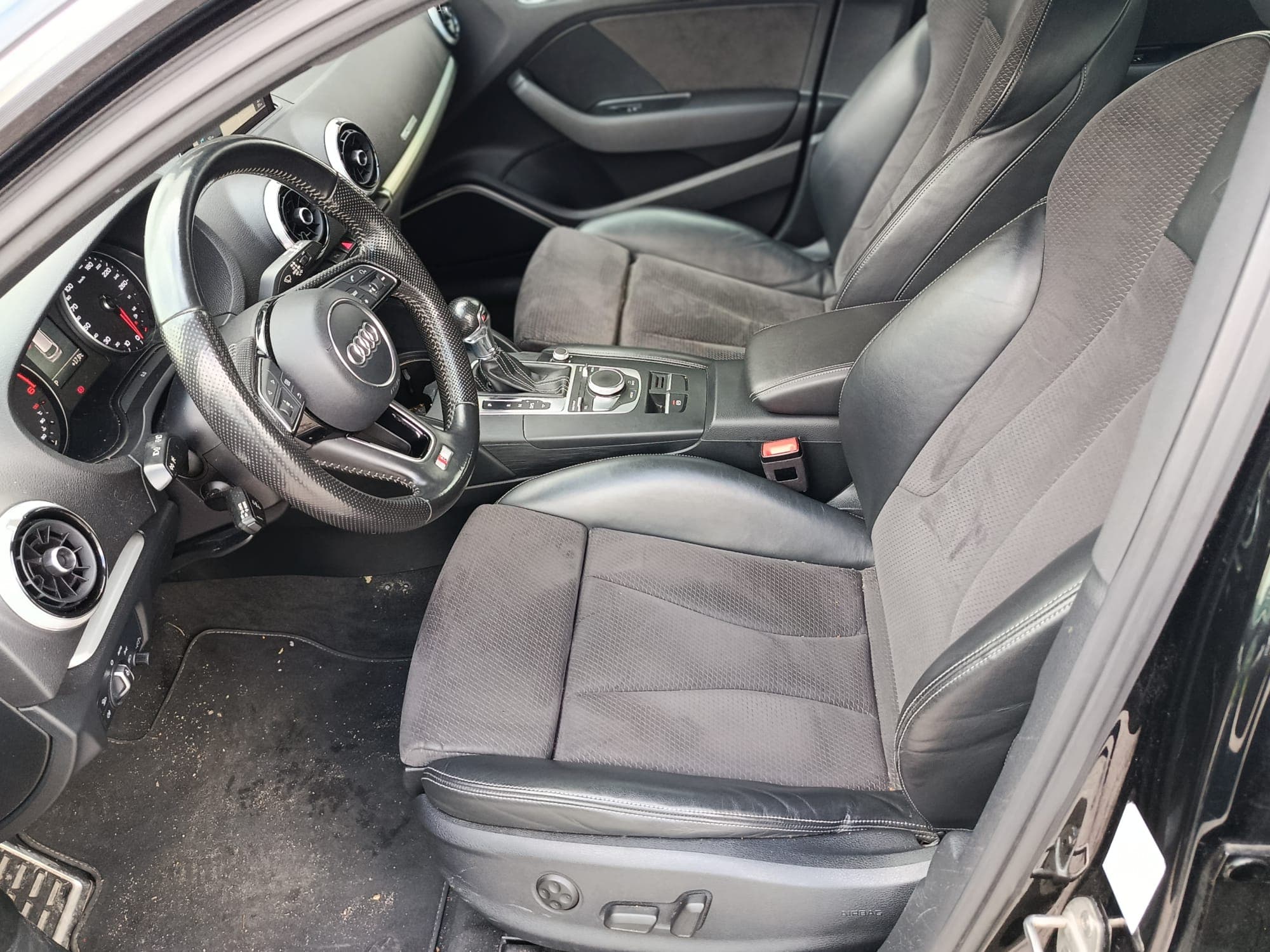 Audi A3 Sportback · Ano 2017 — image 26