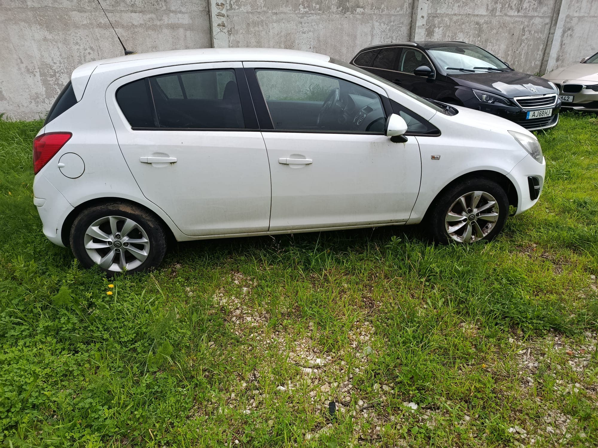 Opel Corsa · Ano 2015 — imagem 3