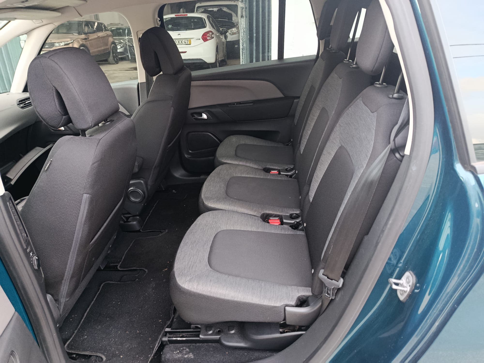 Citroën Grand C4 Spacetourer · 7 Lugares · Ano 2021 — image 21