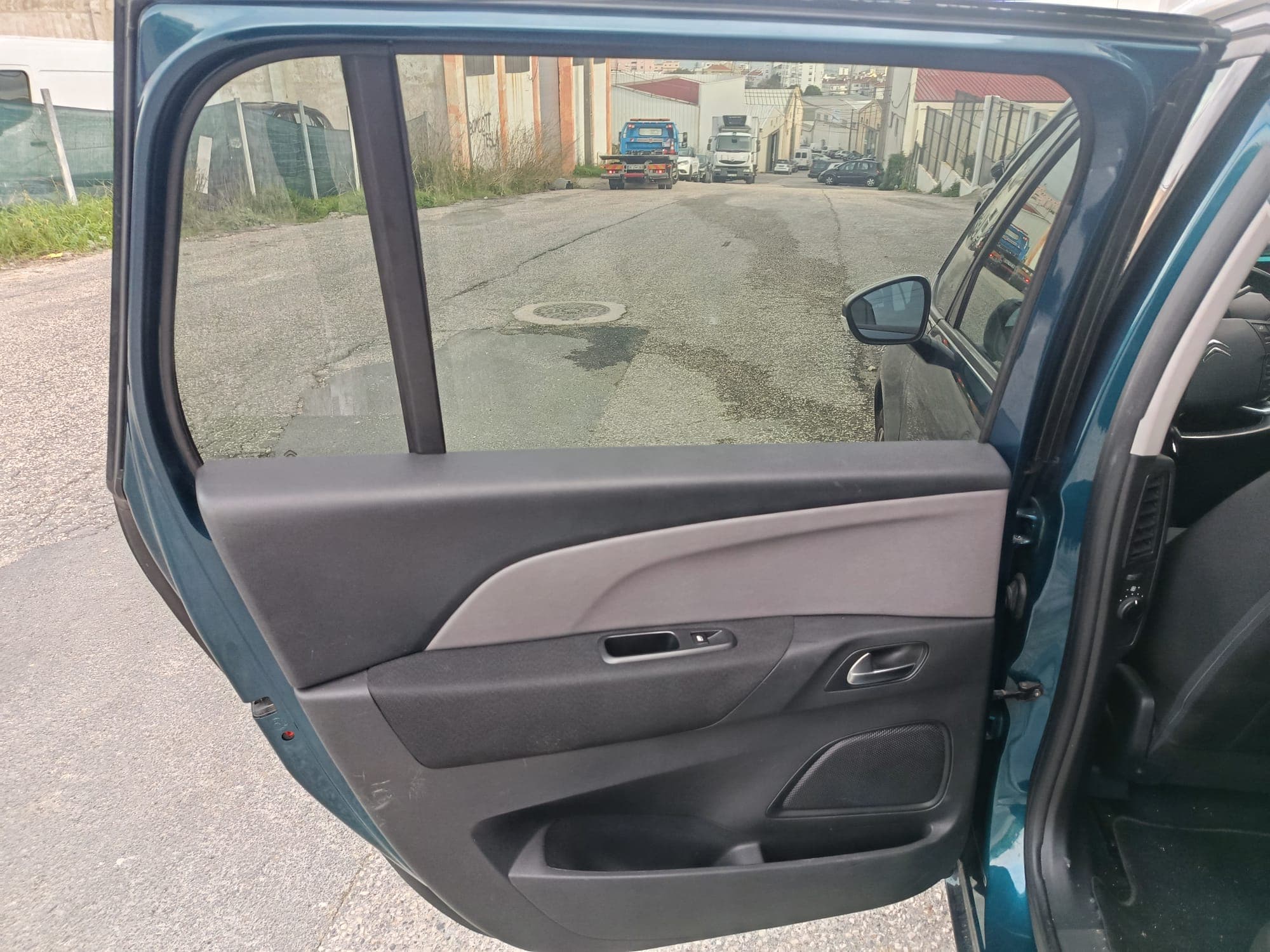 Citroën Grand C4 Spacetourer · 7 Lugares · Ano 2021 — image 13