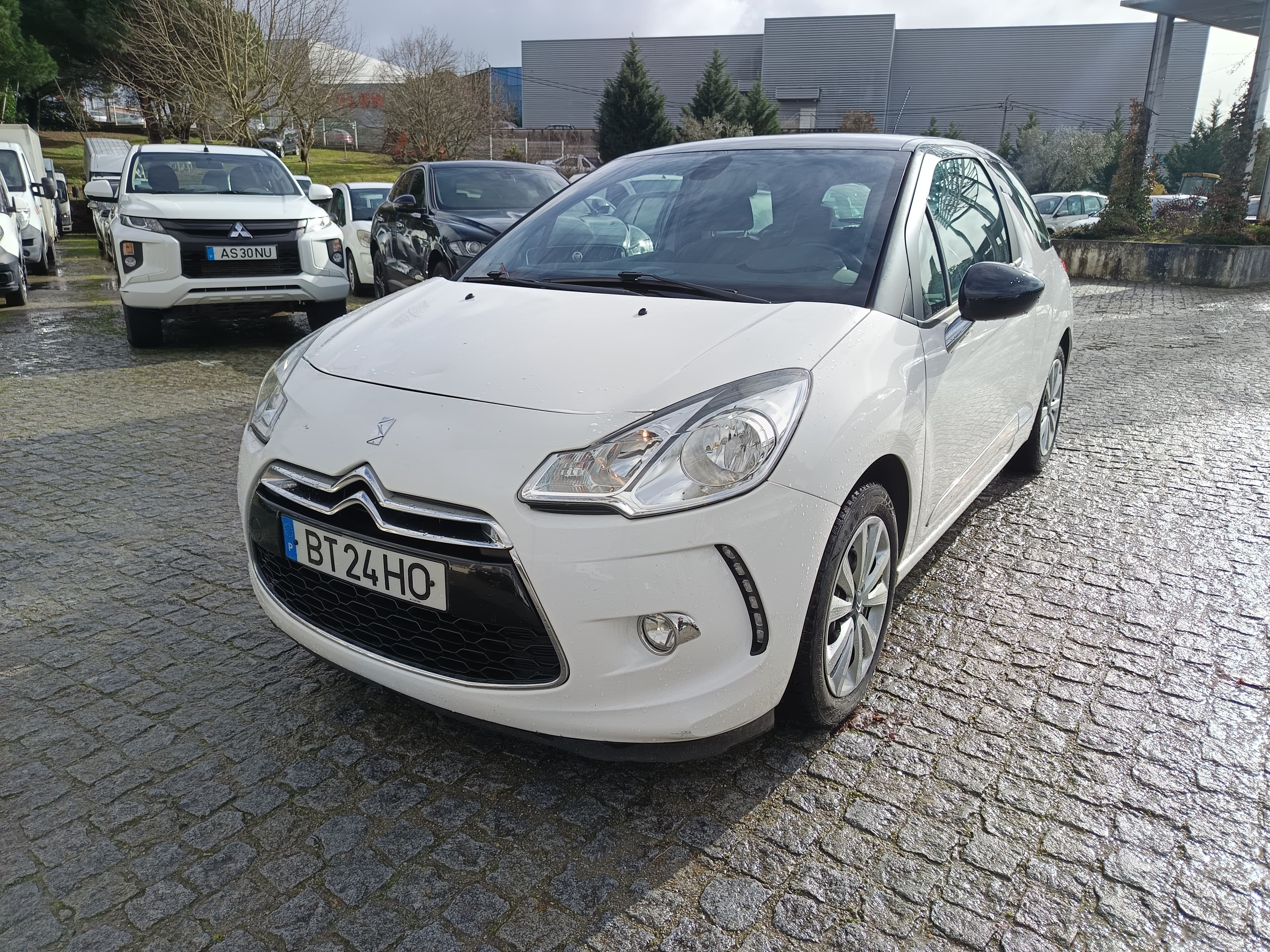 Citroën DS3 · Ano 2013 — imagem 1