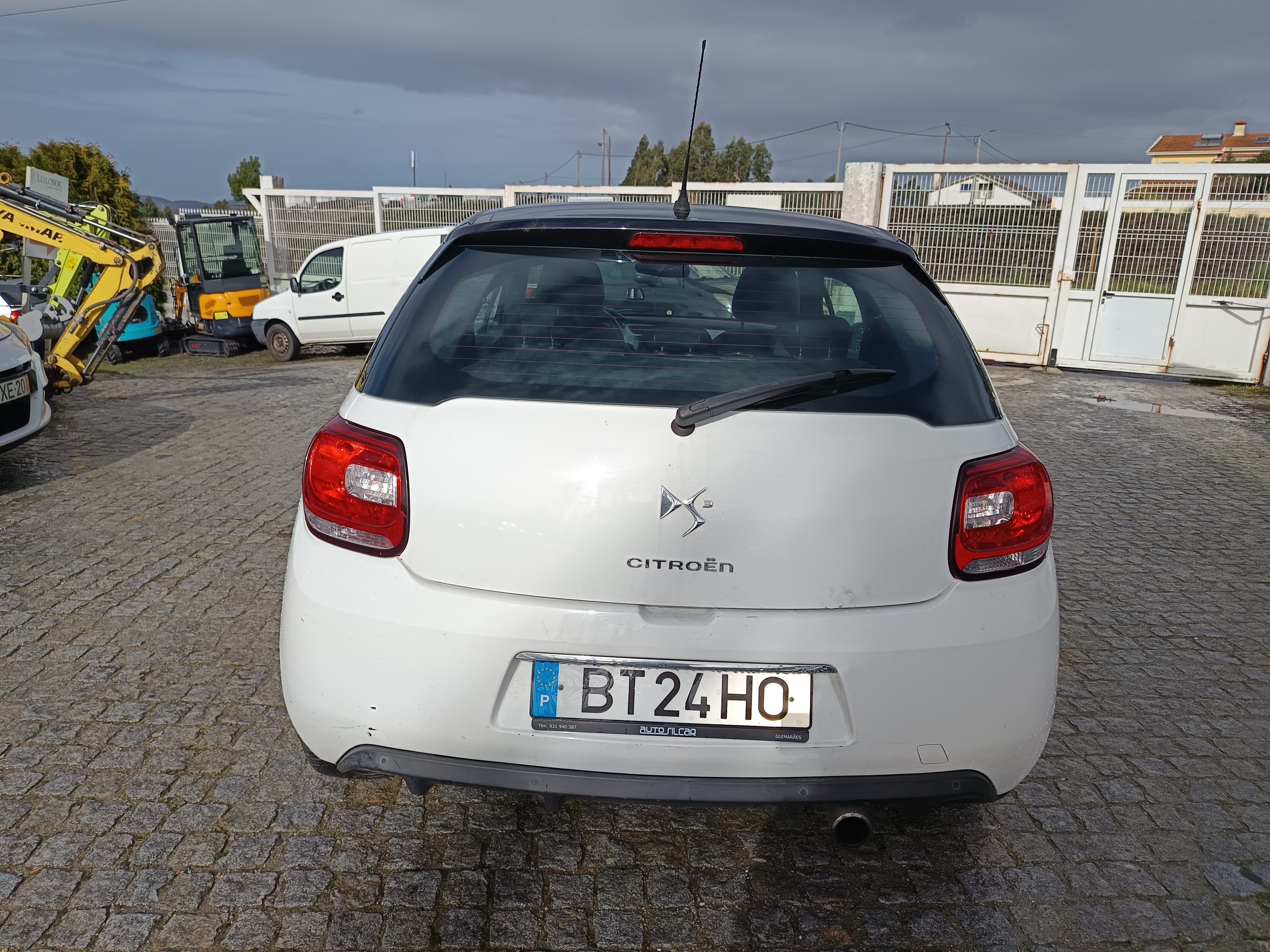 Citroën DS3 · Ano 2013 — imagem 5