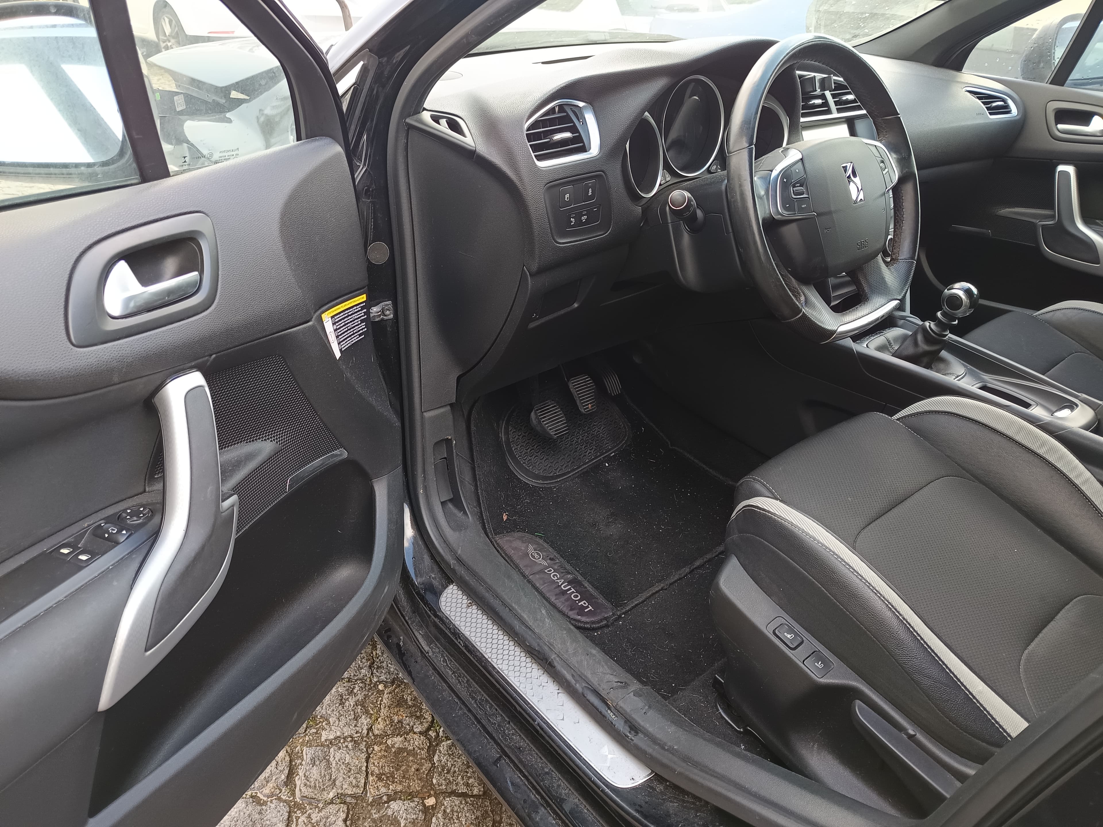 Citroën DS4 · Ano 2015 — imagem 33