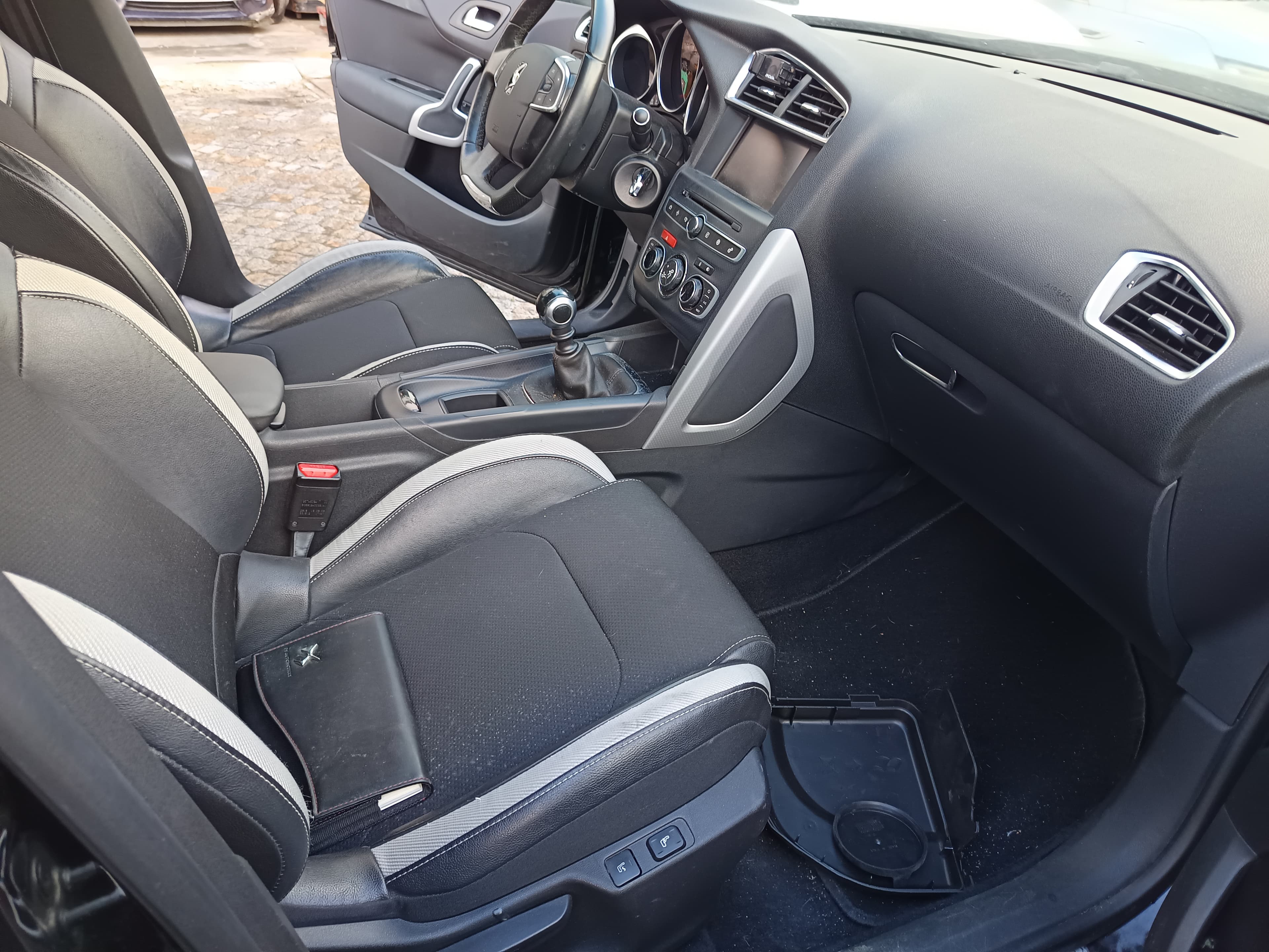 Citroën DS4 · Ano 2015 — imagem 47