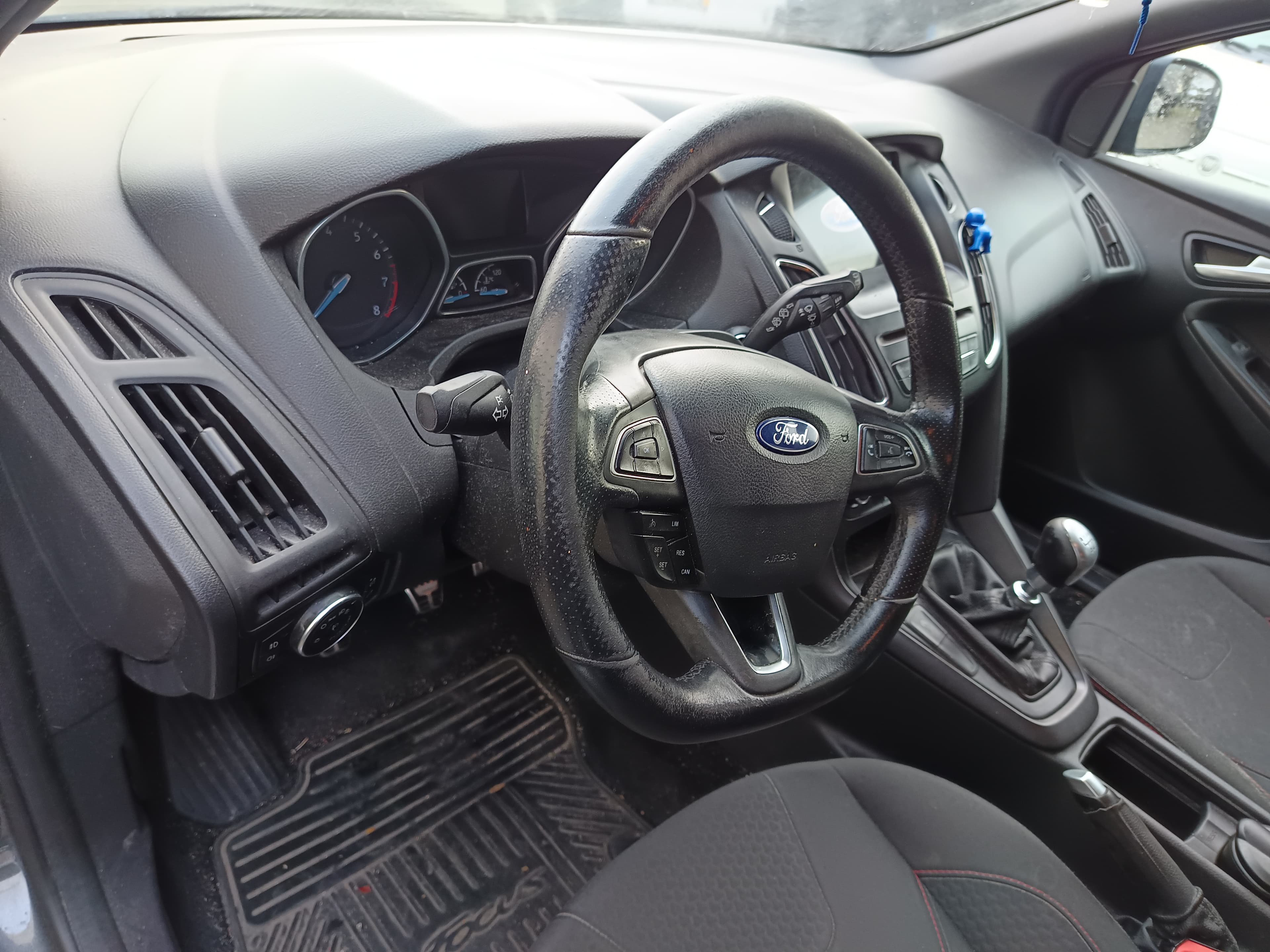 Ford Focus · Ano 2017 — imagem 32