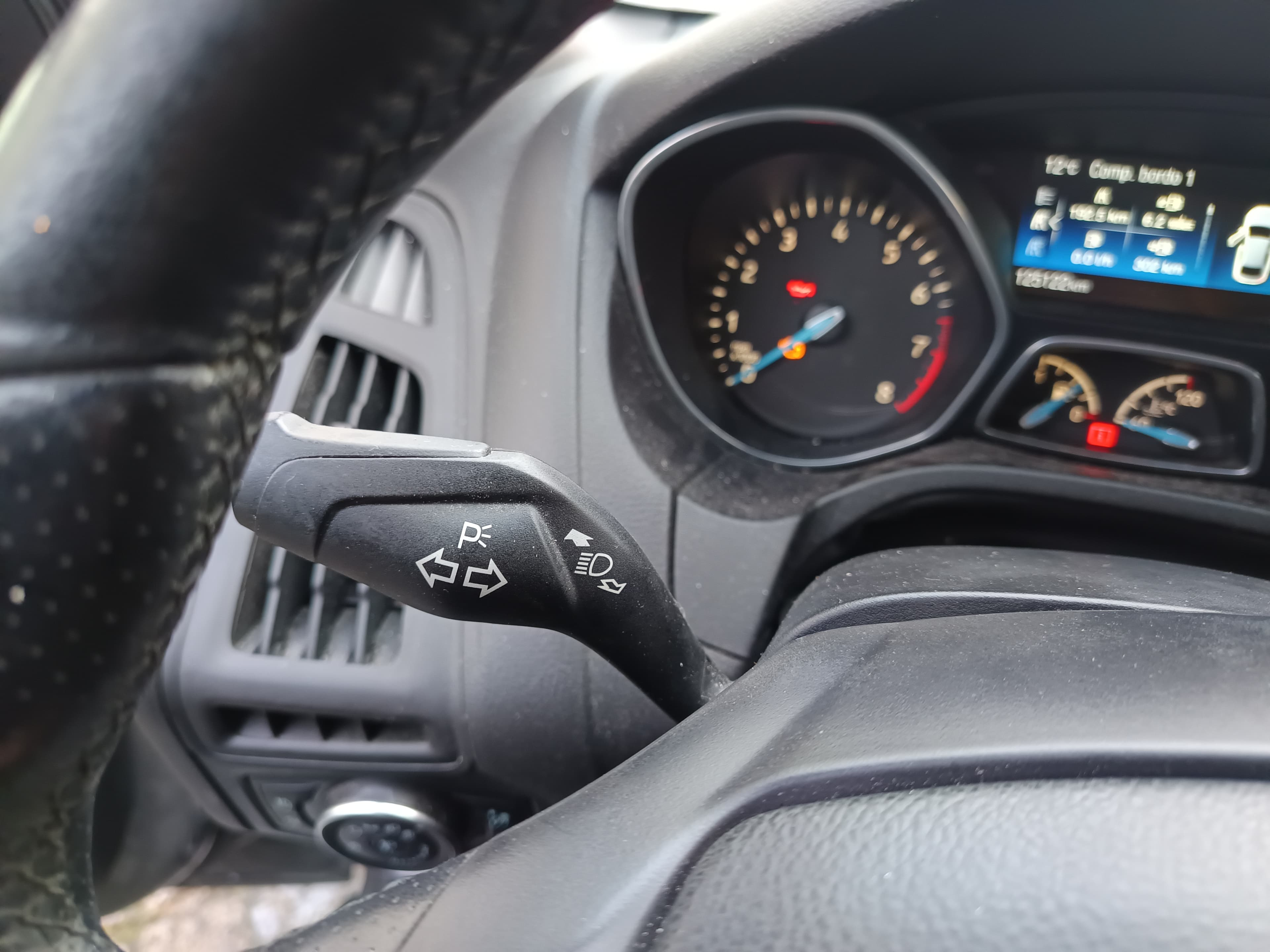 Ford Focus · Ano 2017 — imagem 40