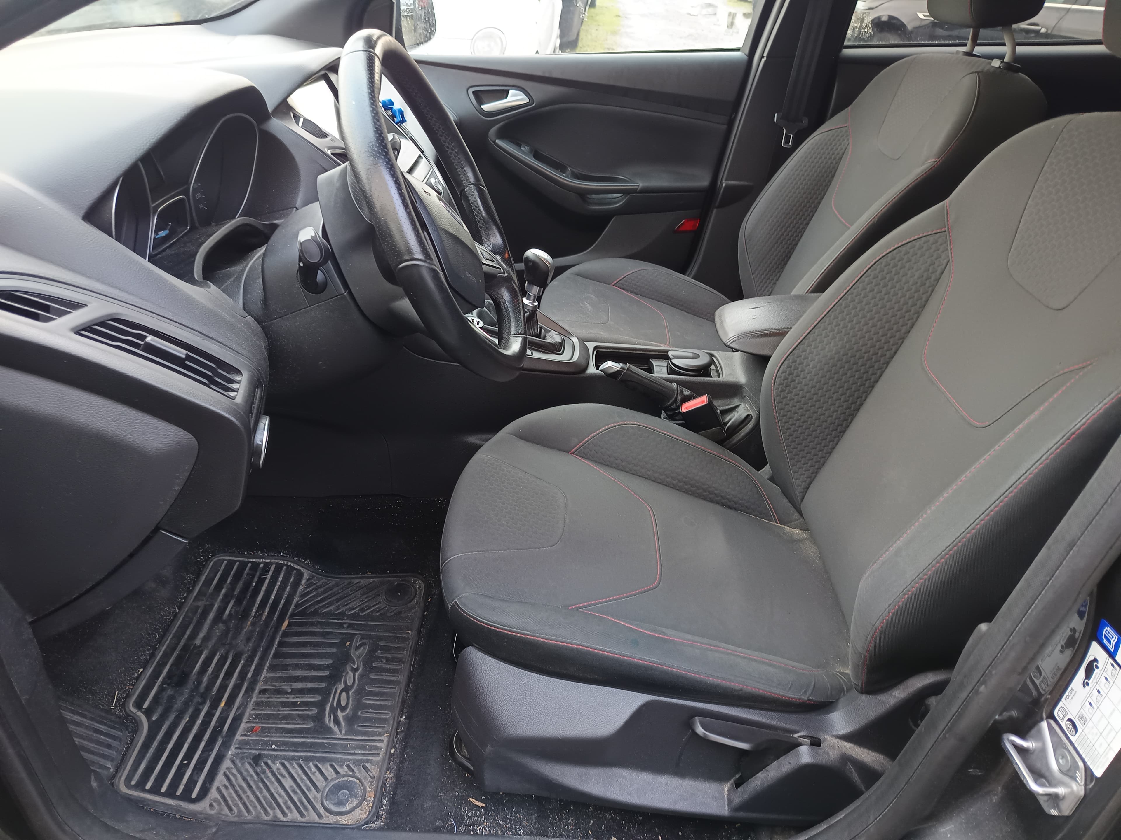 Ford Focus · Ano 2017 — imagem 30