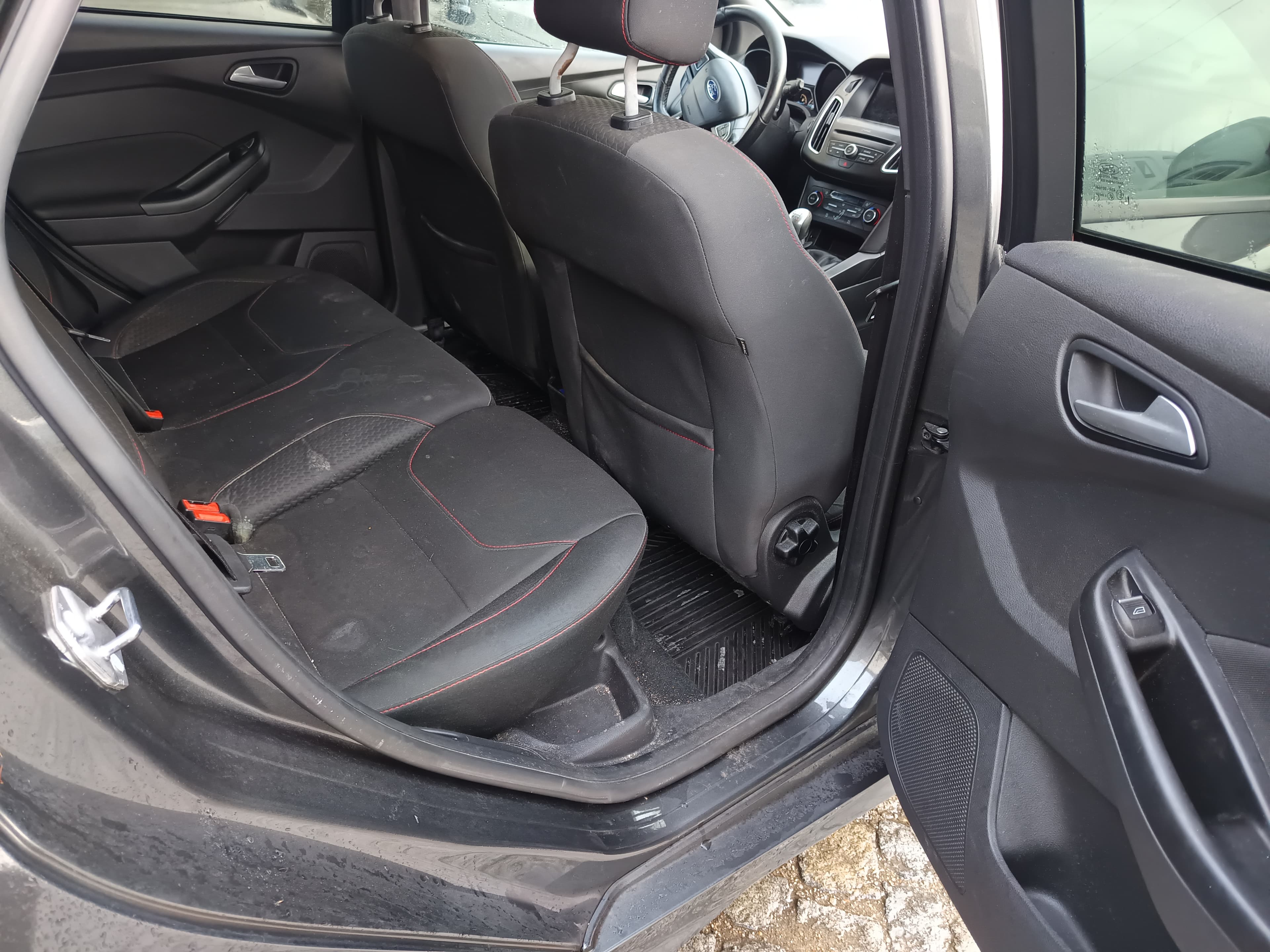 Ford Focus · Ano 2017 — imagem 18